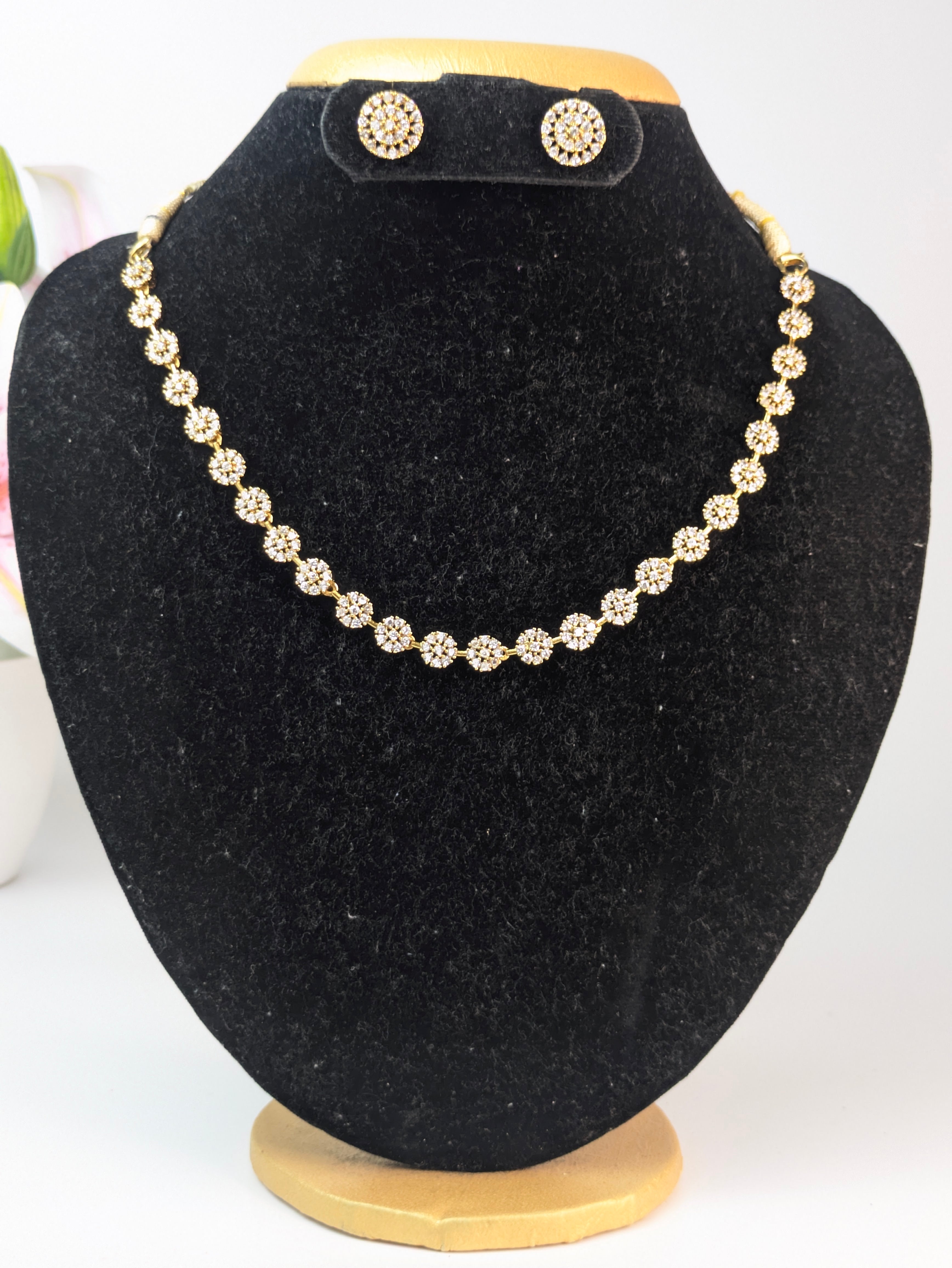 AD Stone Flower Necklace with Stud