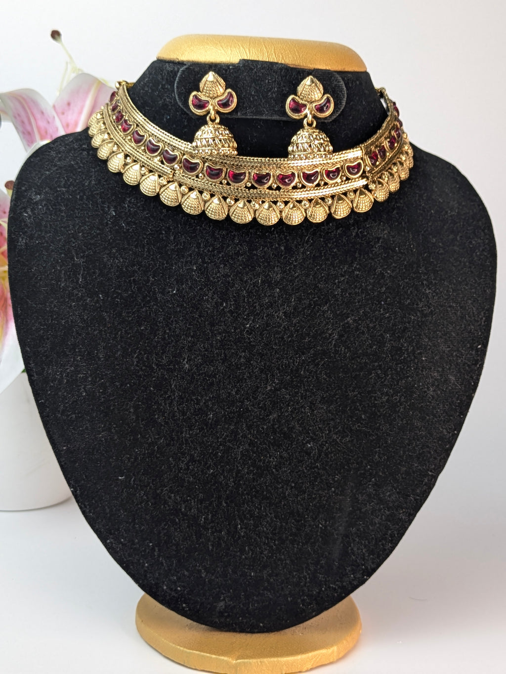 Maroon Kemp Stone Non-Idal Choker