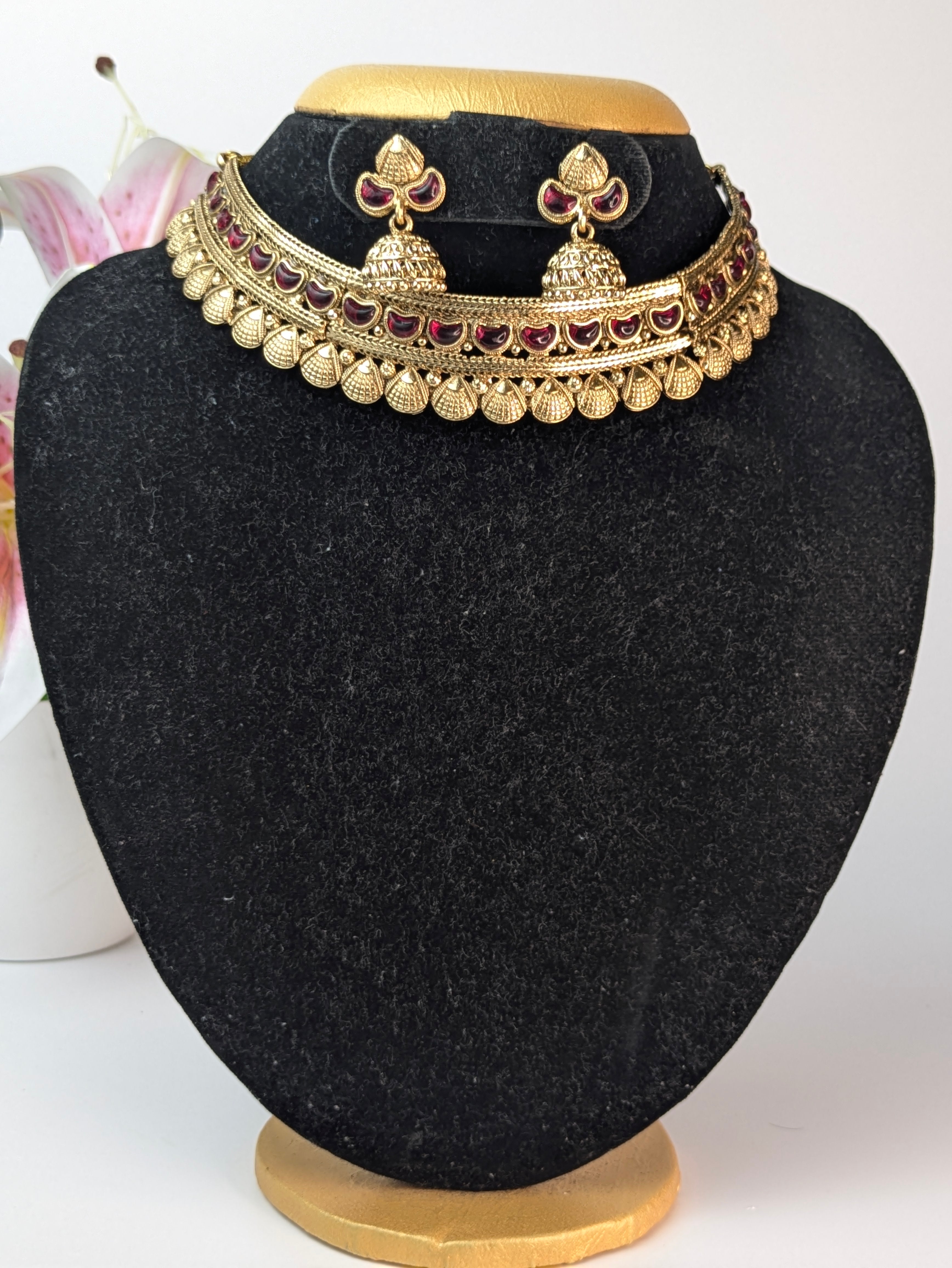 Maroon Kemp Stone Non-Idal Choker
