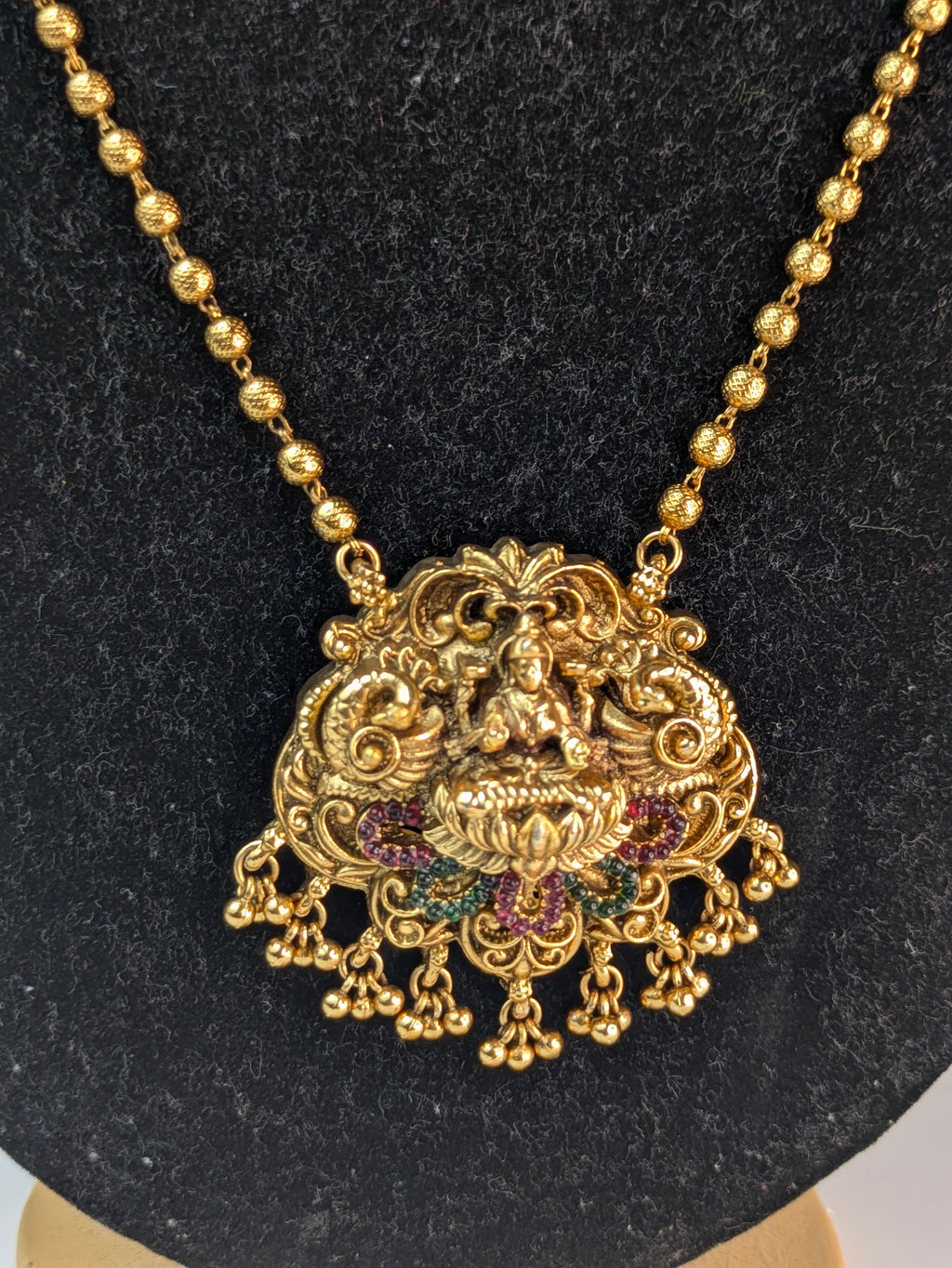Lakshmi Pendant Mid Haram