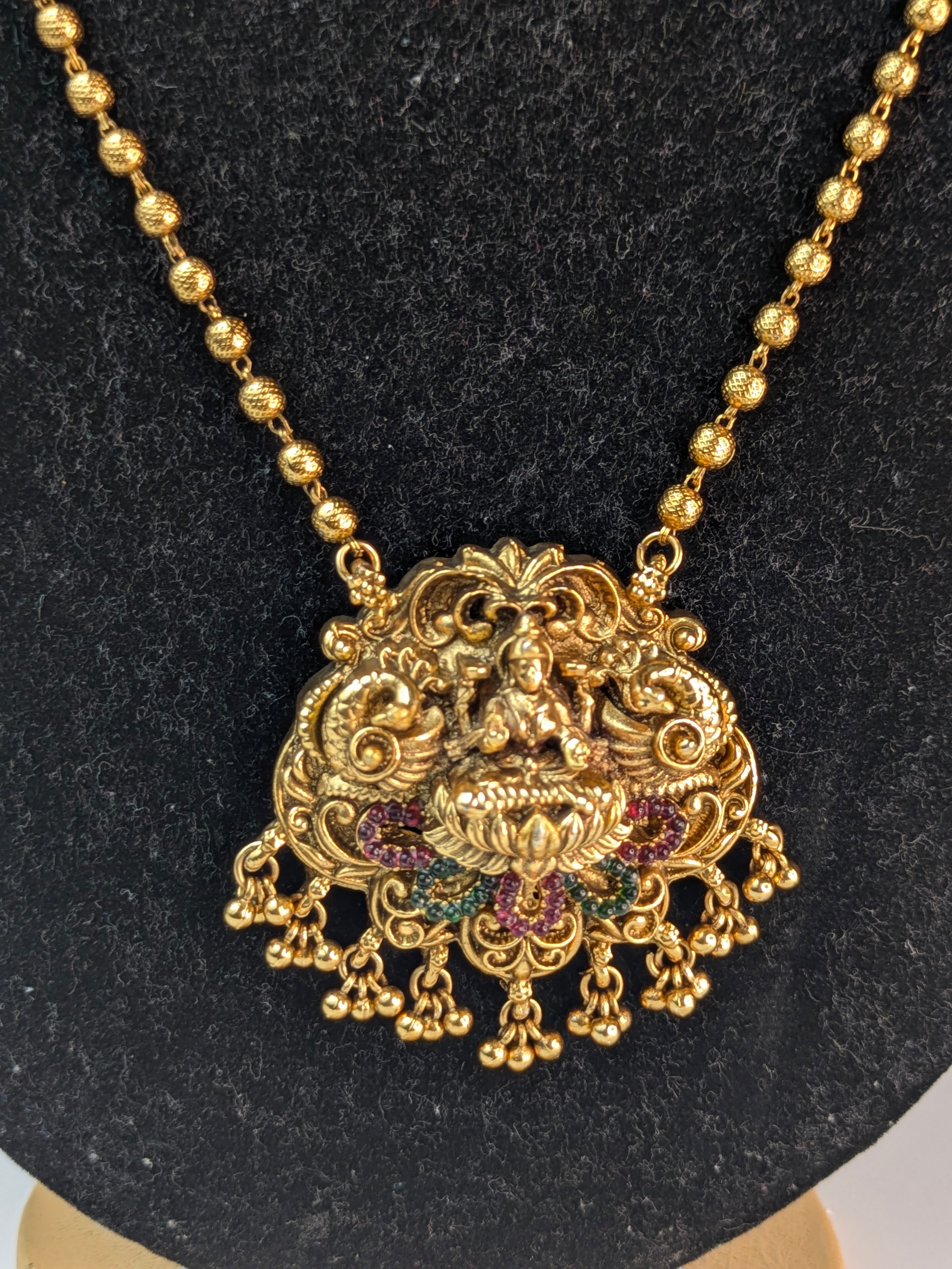 Lakshmi Pendant Mid Haram