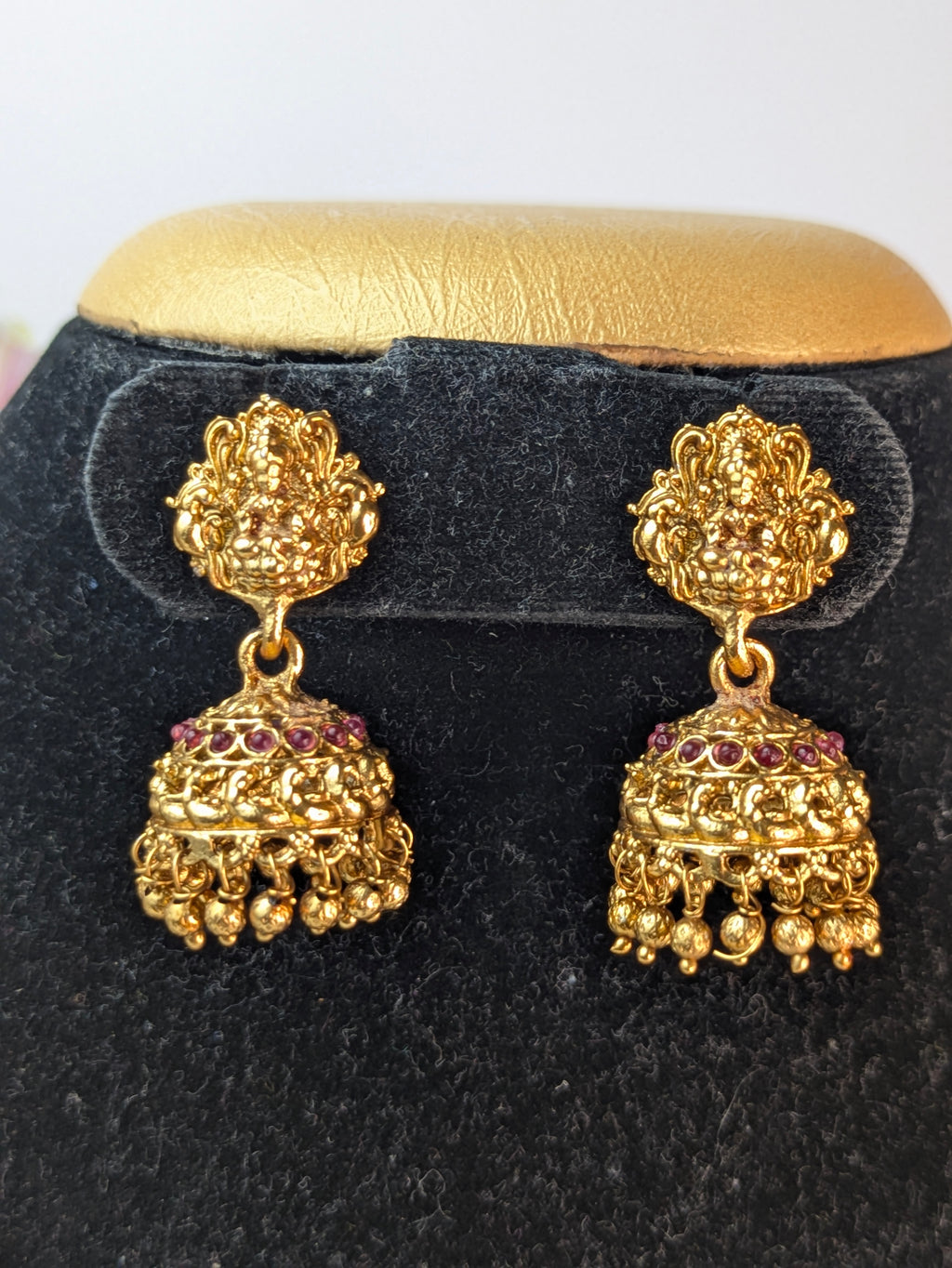 Lakshmi Pendant Mid Haram