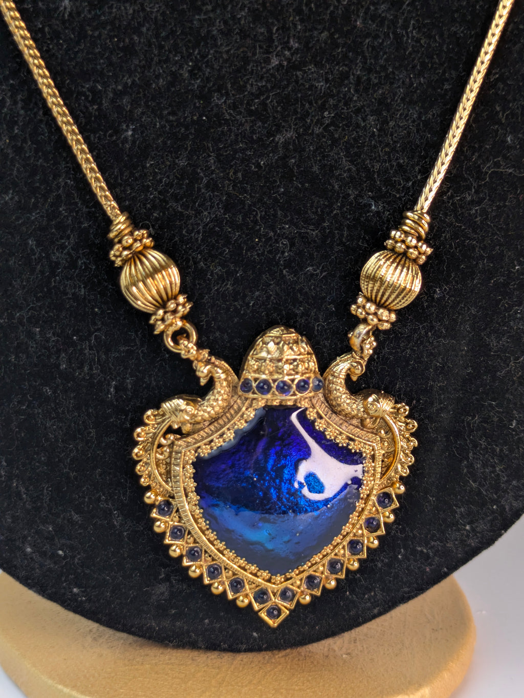 Traditional gold-plated mid haram