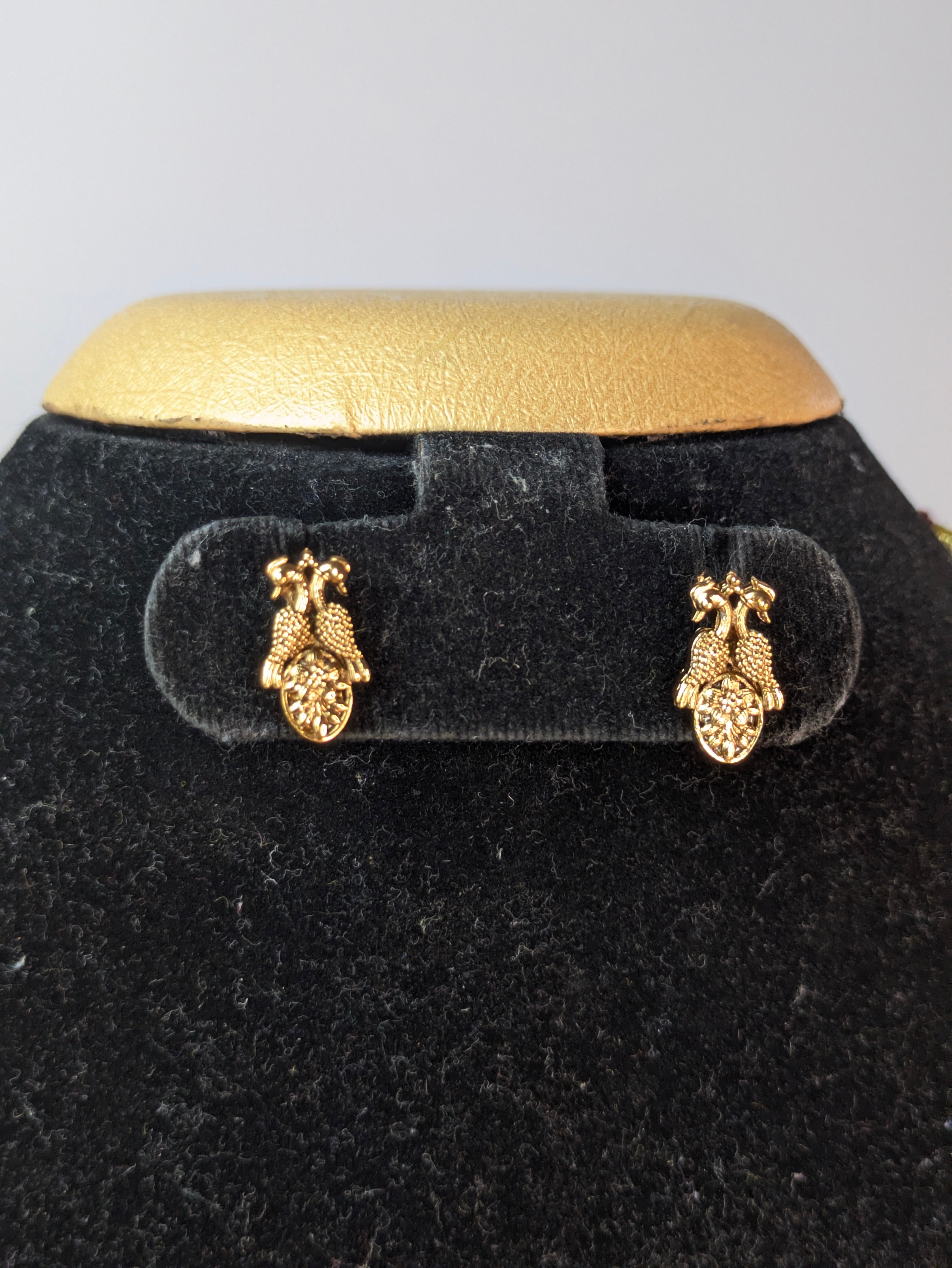 traditional South Indian jewelry set
