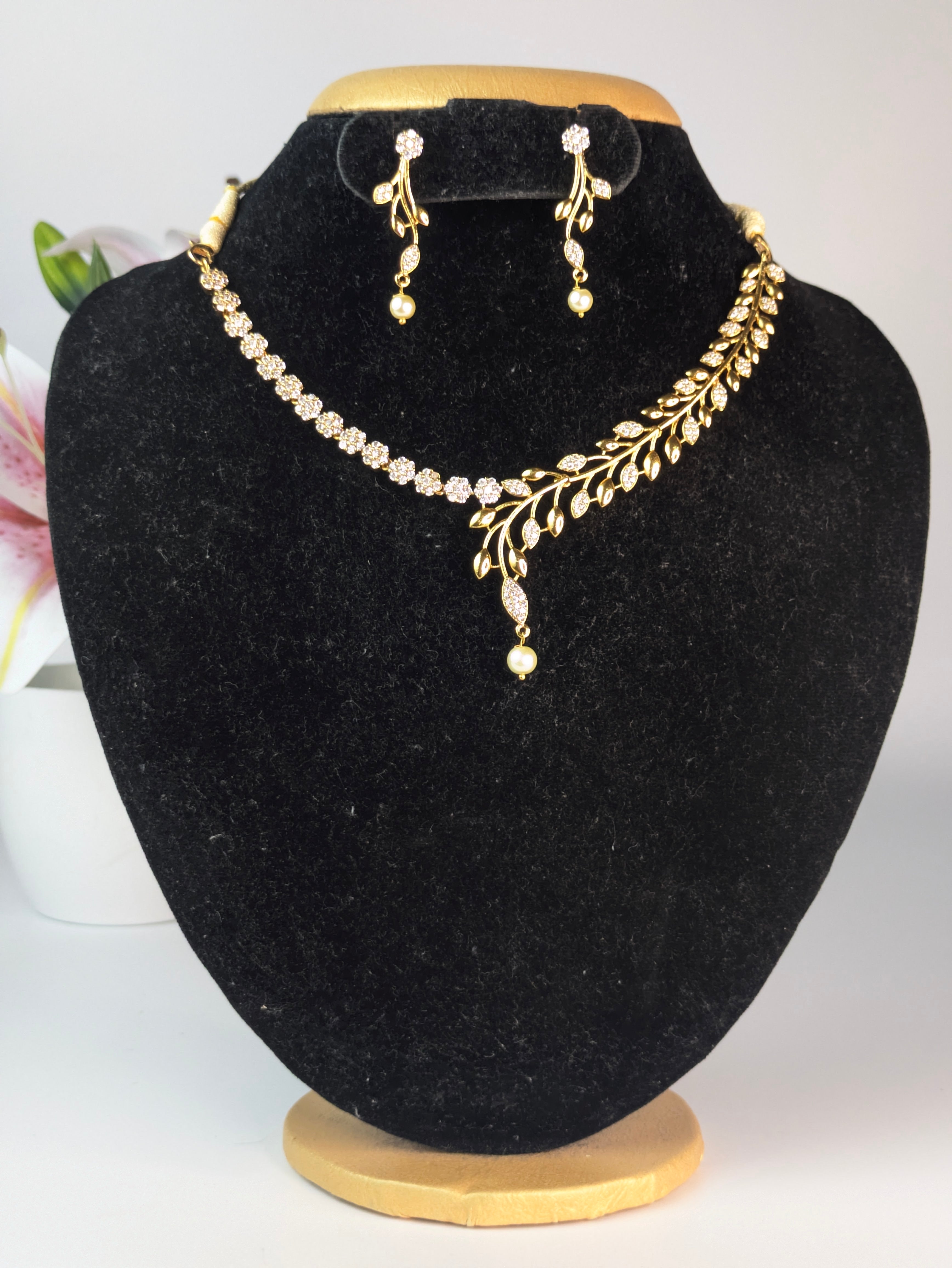 Floral Vine / Leaf Branch Necklace Set.