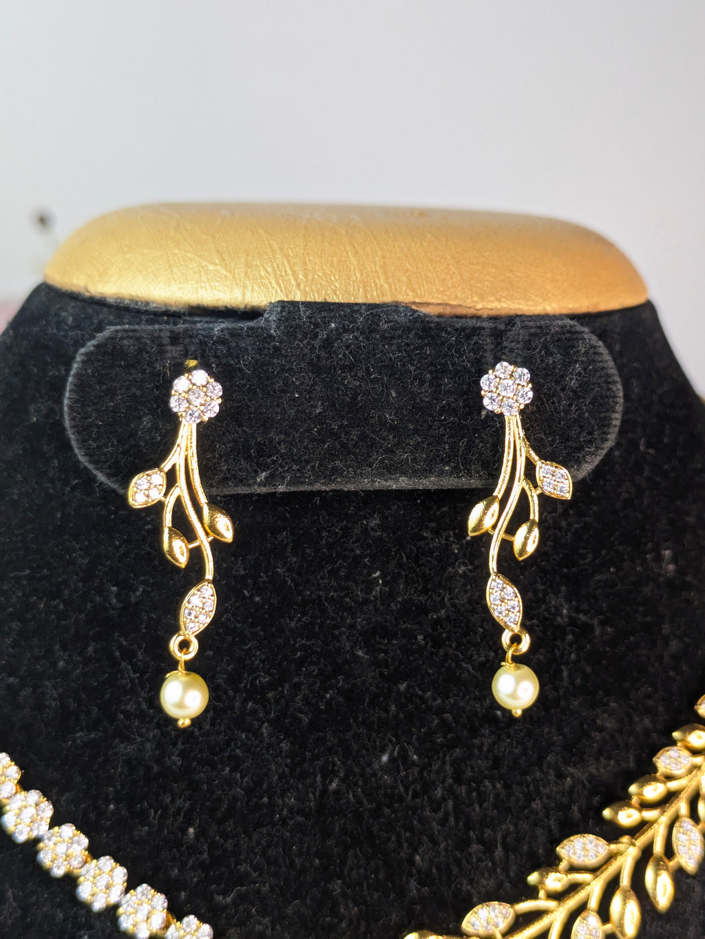 Floral Vine / Leaf Branch Necklace Set.