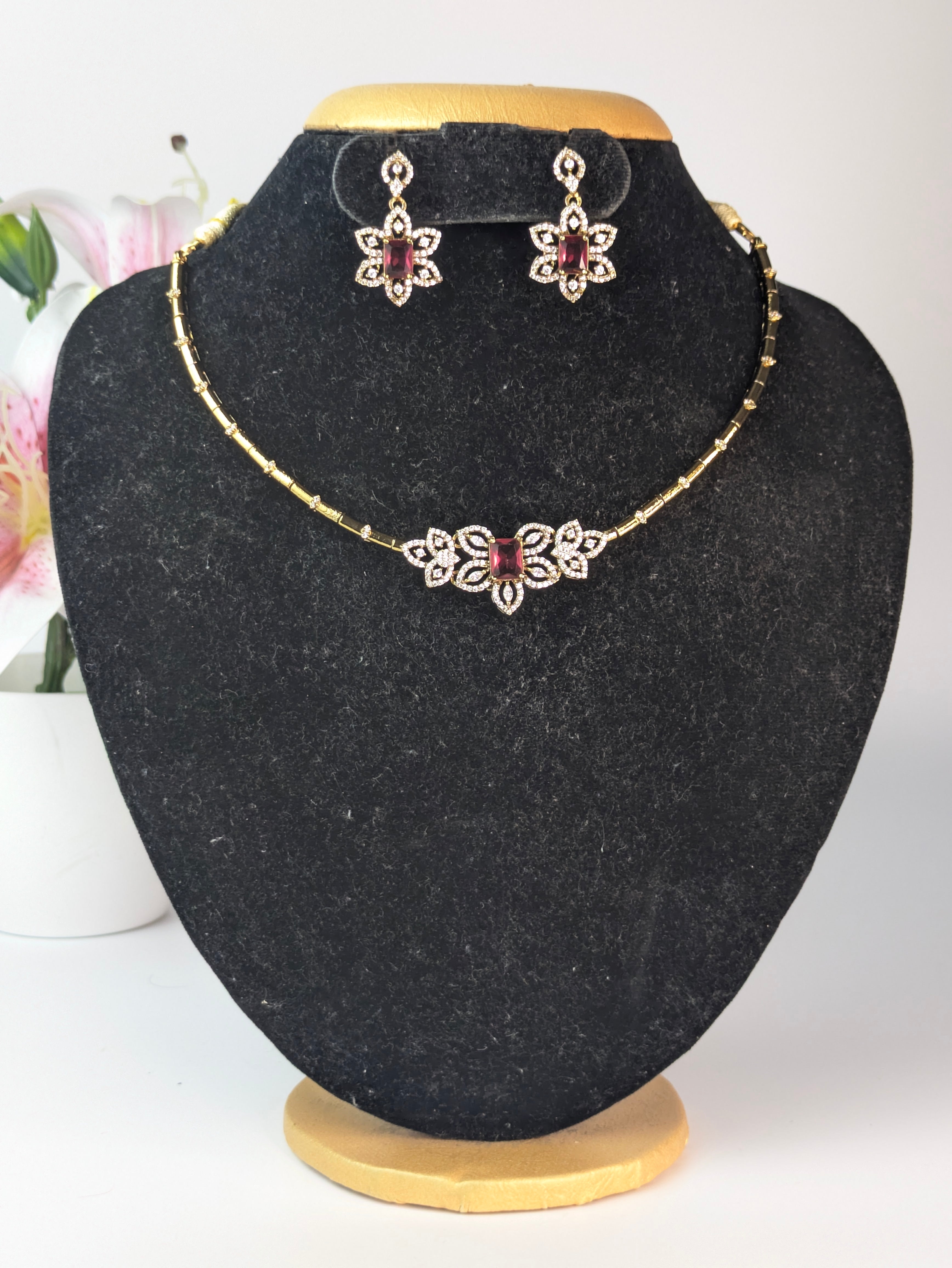 Ruby Floral Hasli