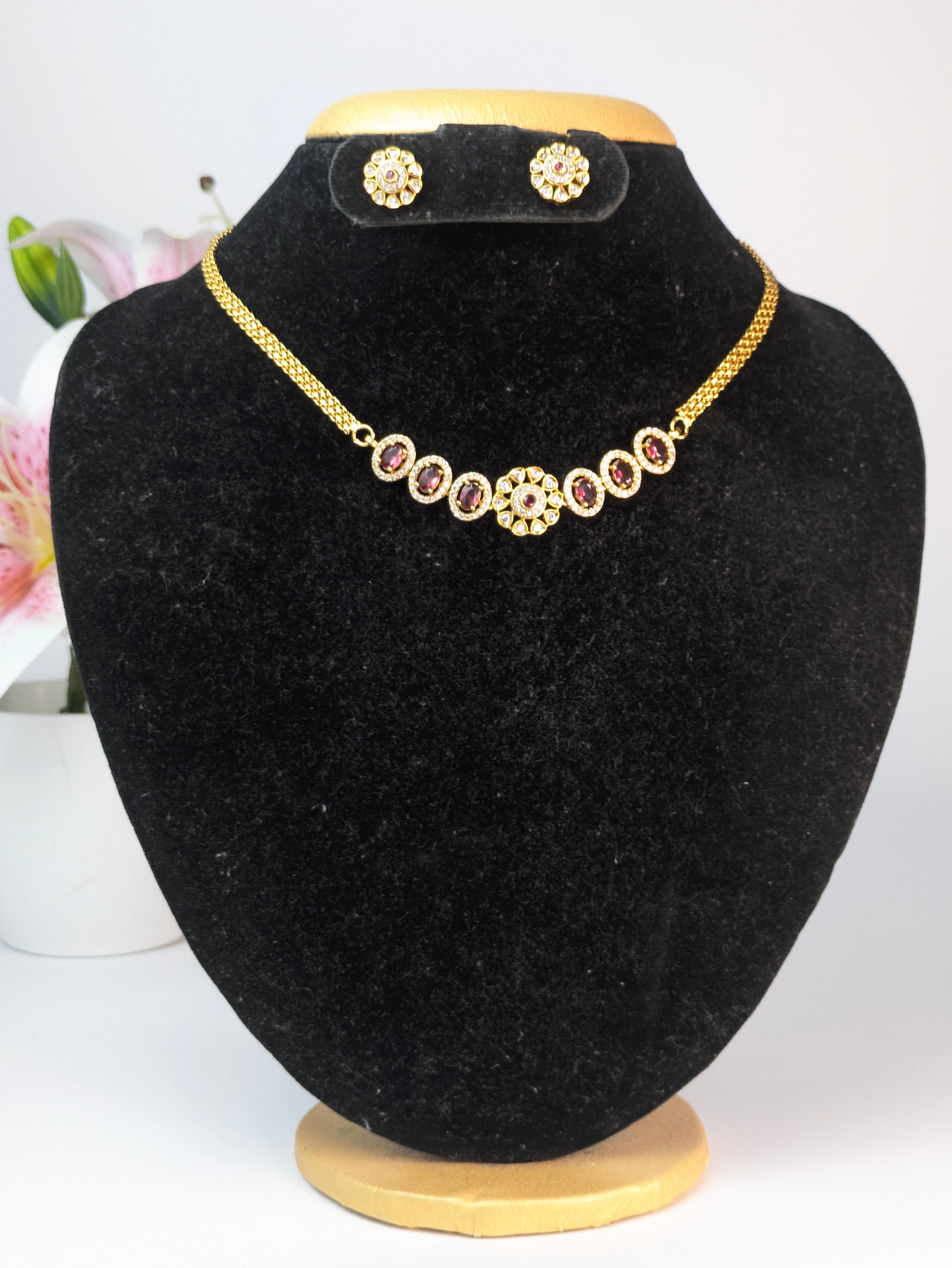 Victorian-Style Choker Set-Ruby