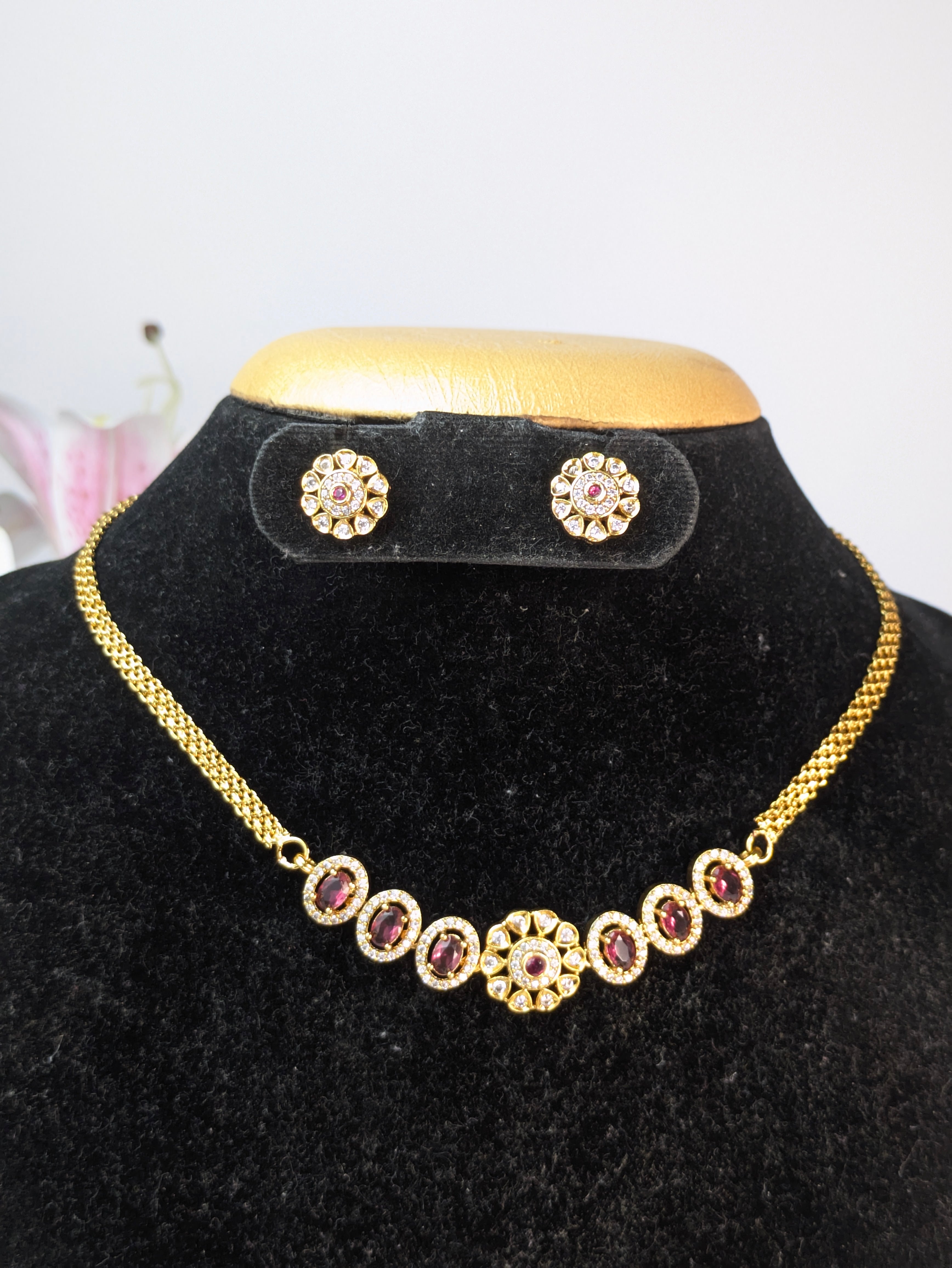 Victorian-Style Choker Set-Ruby