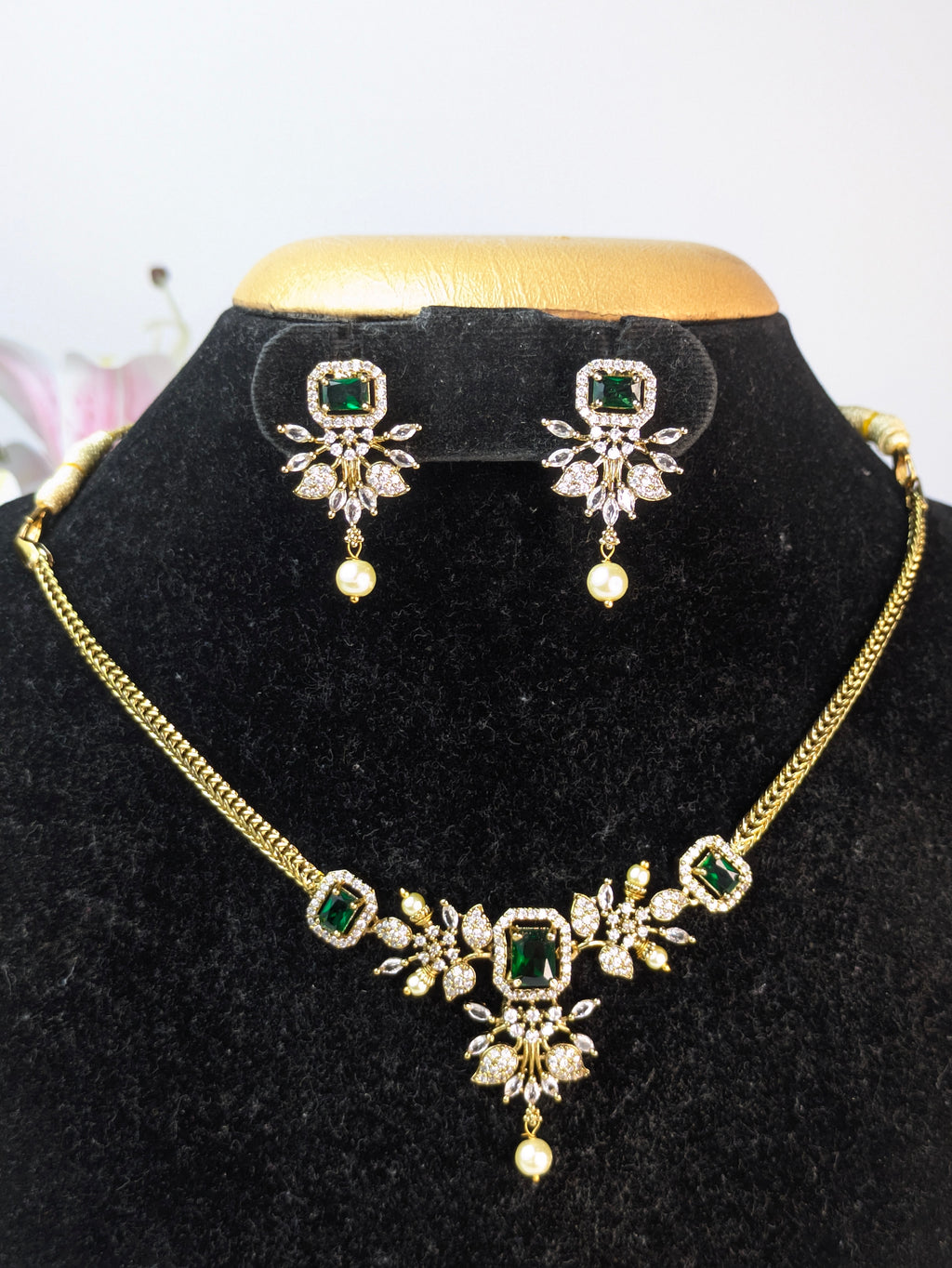 Emerald Green AD Short Necklace Set
