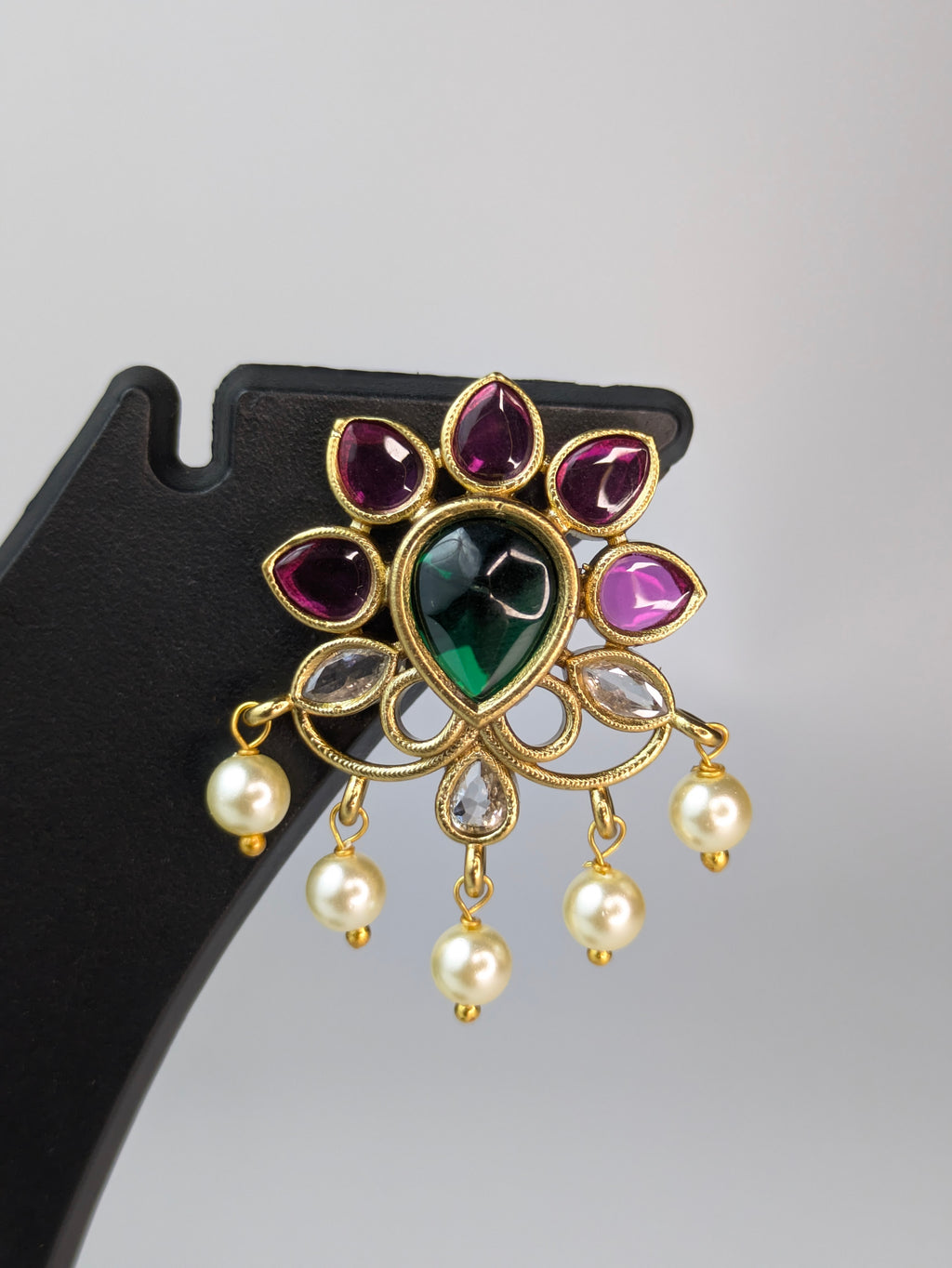 Pearl Drop Ear Stud