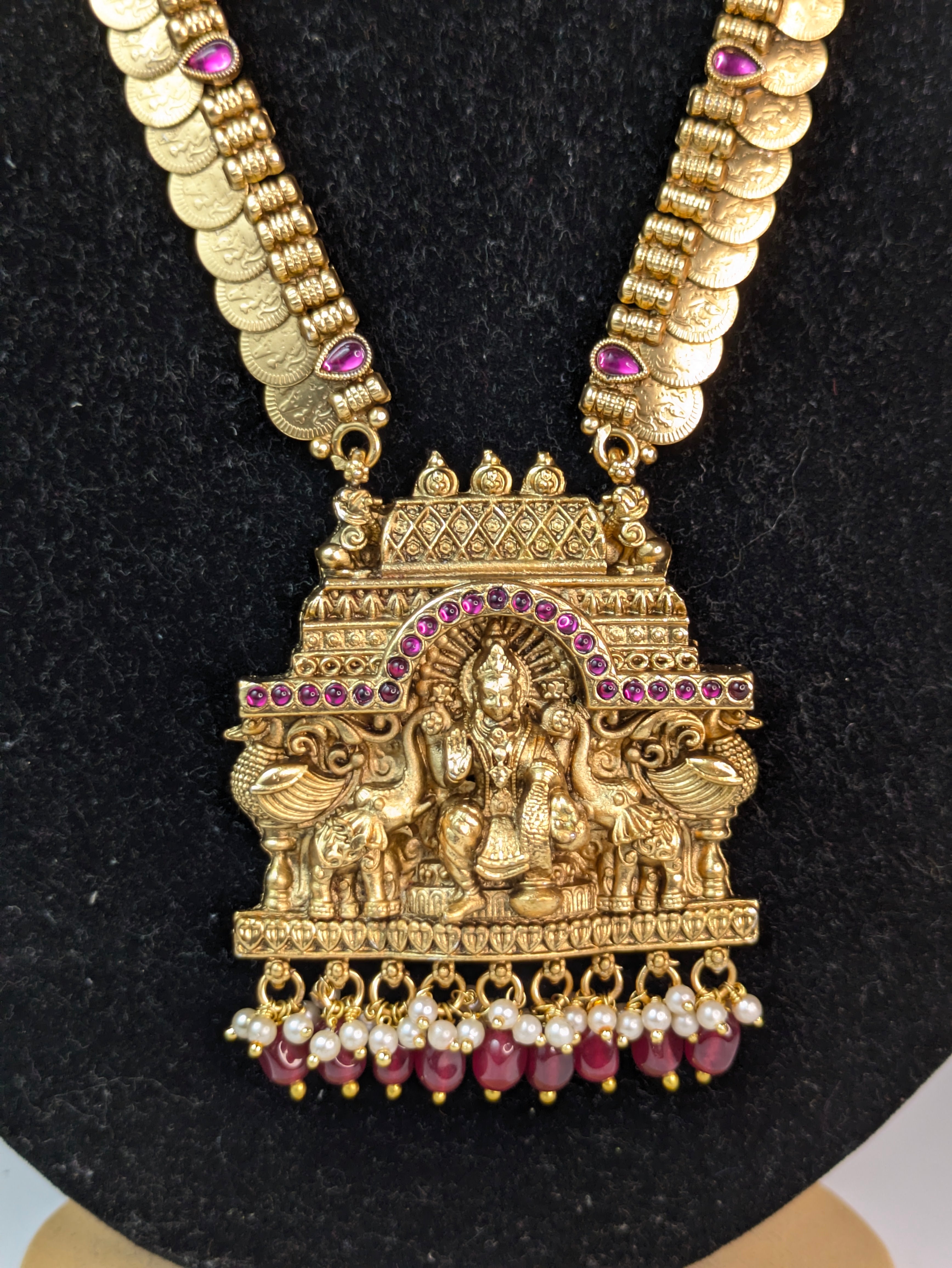 Antique gold-finished temple Haram-Pink
