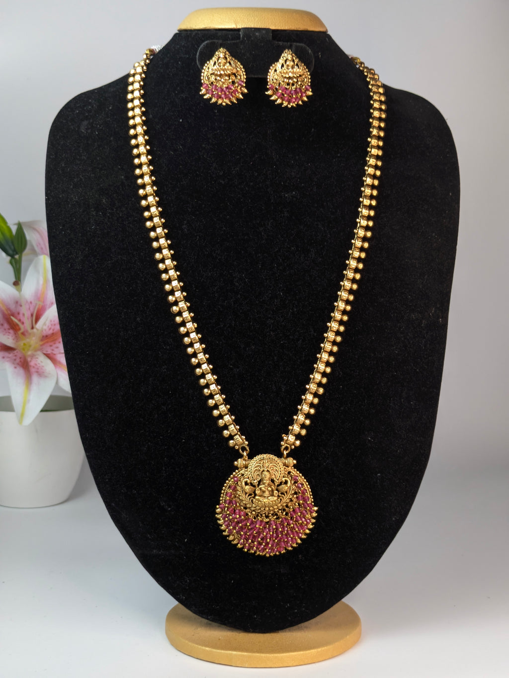 South Indian temple jewelry design-Pink