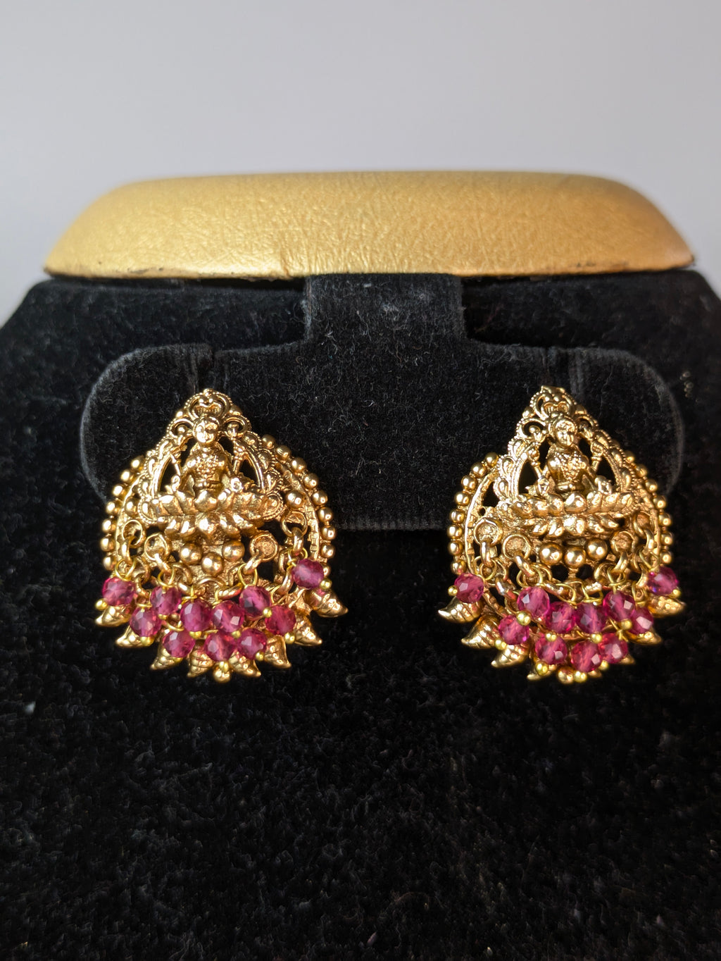South Indian temple jewelry design-Pink