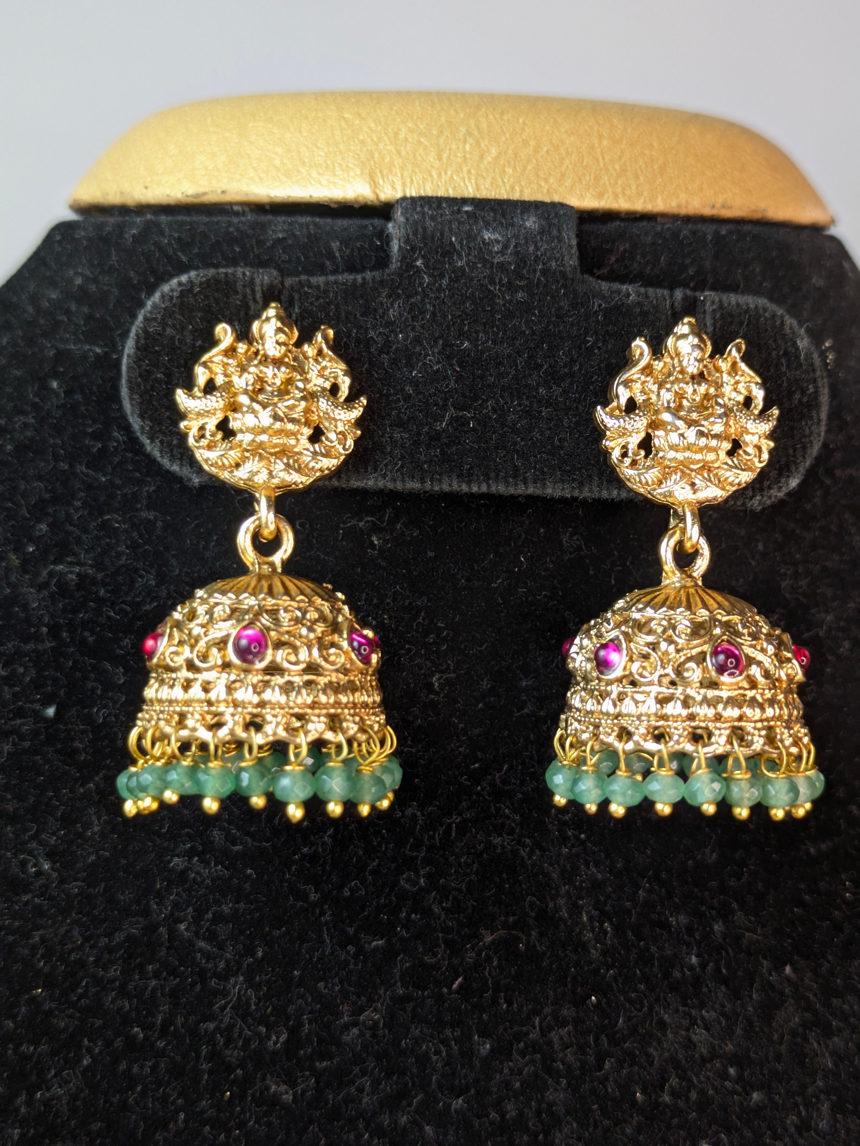 Rectangular temple-style gold plate haram-Green
