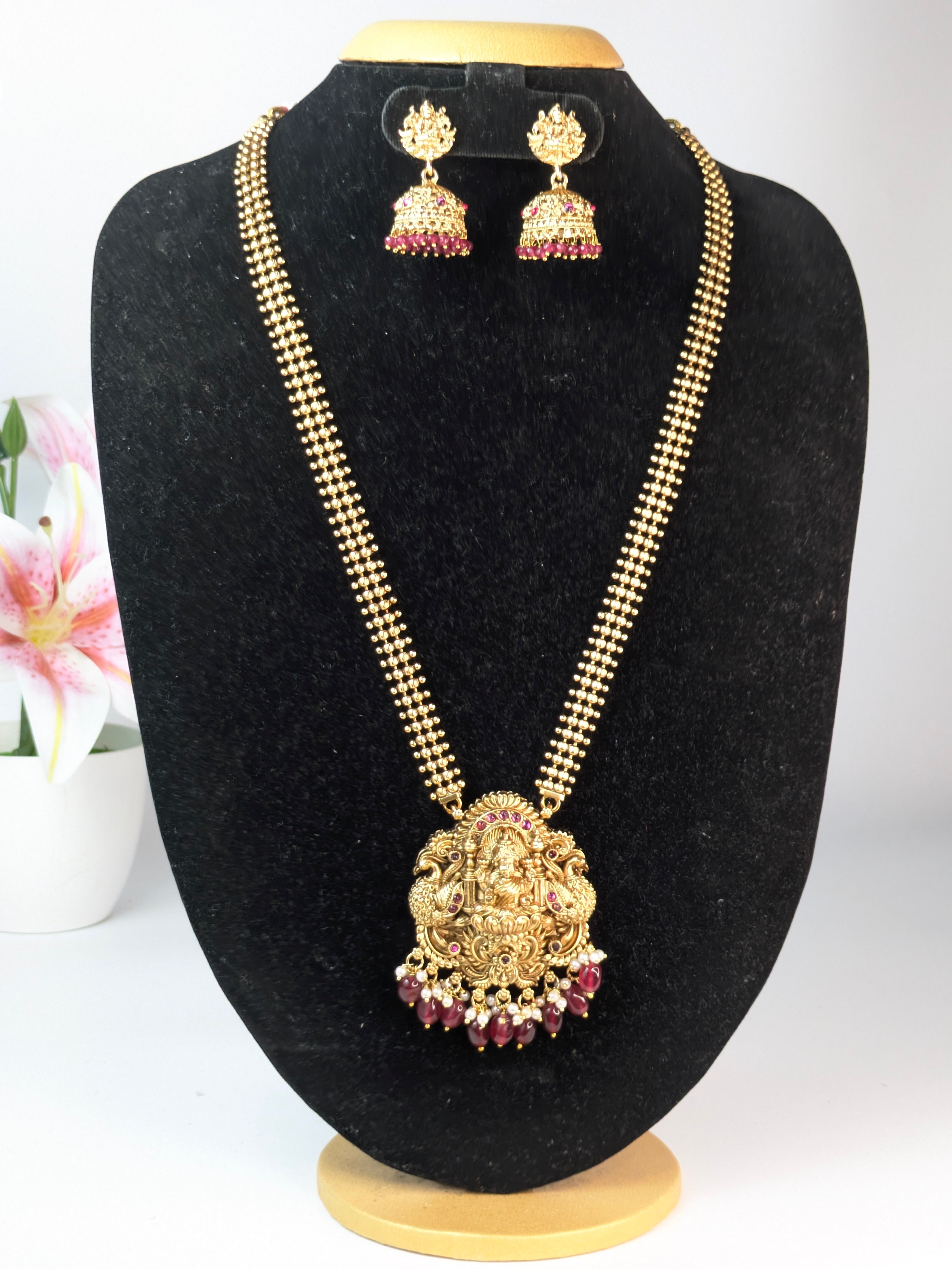 Traditional South Indian Temple Haram-pink