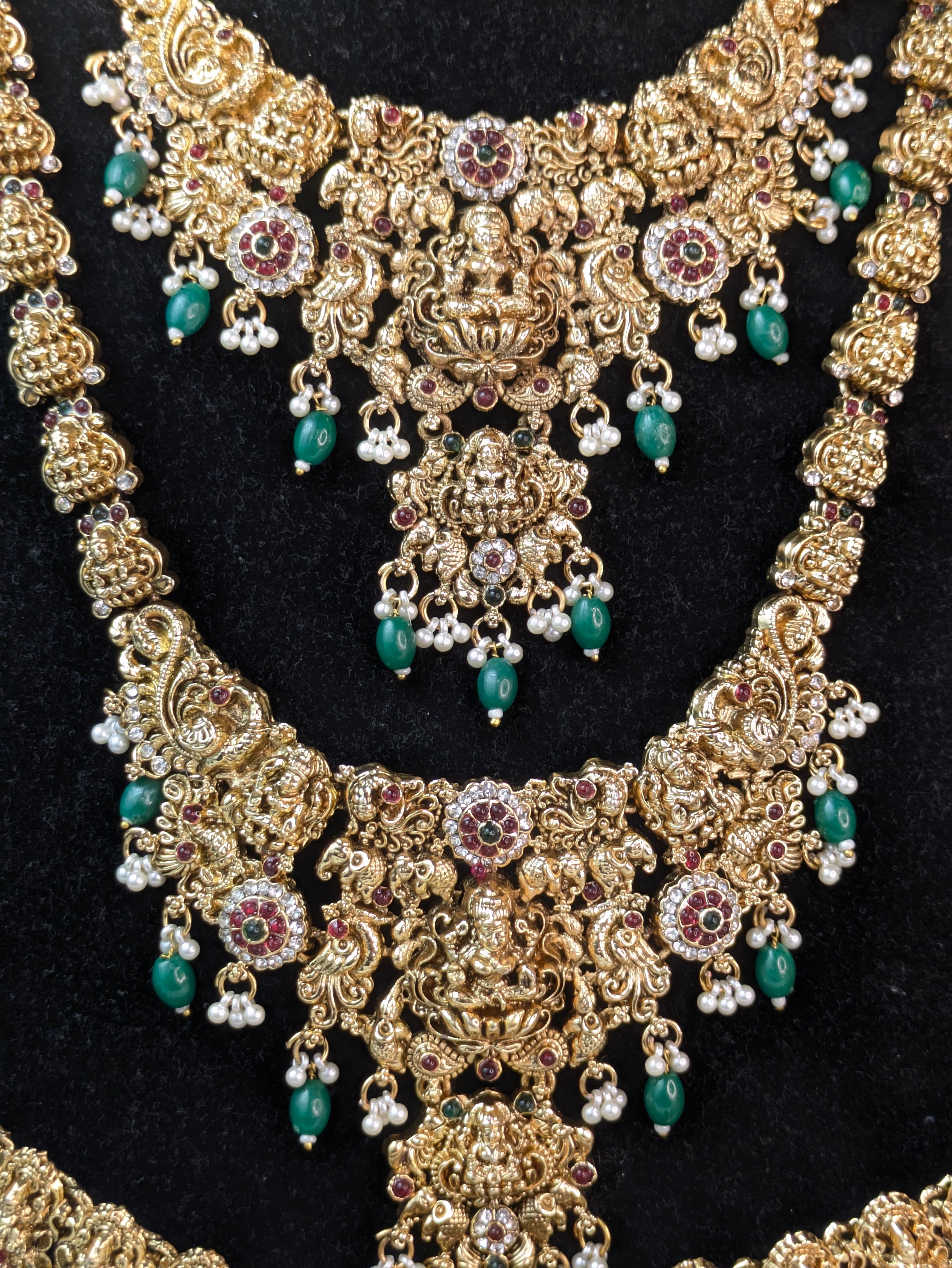 Antique temple jewelry bridal set
