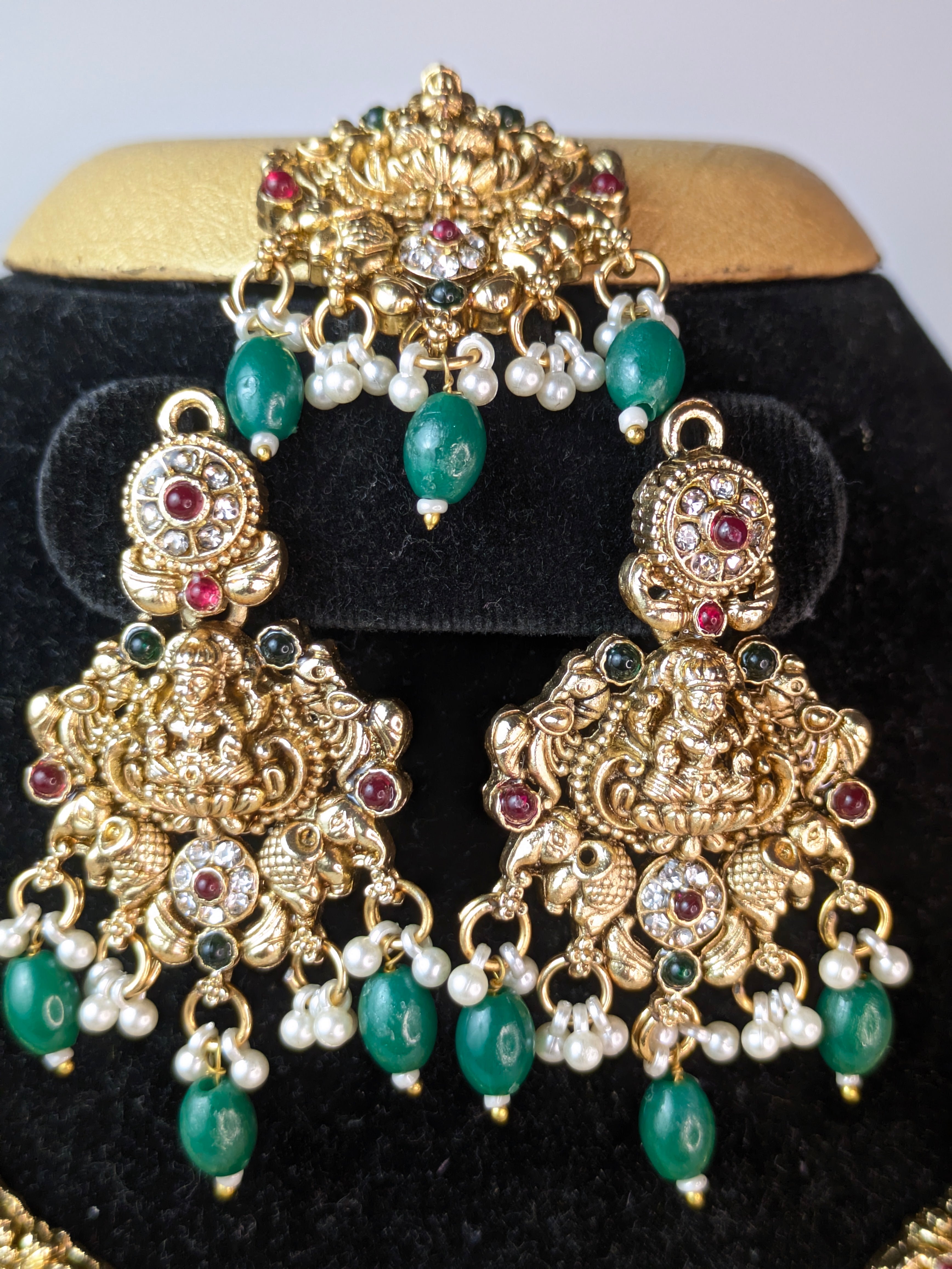 Antique temple jewelry bridal set