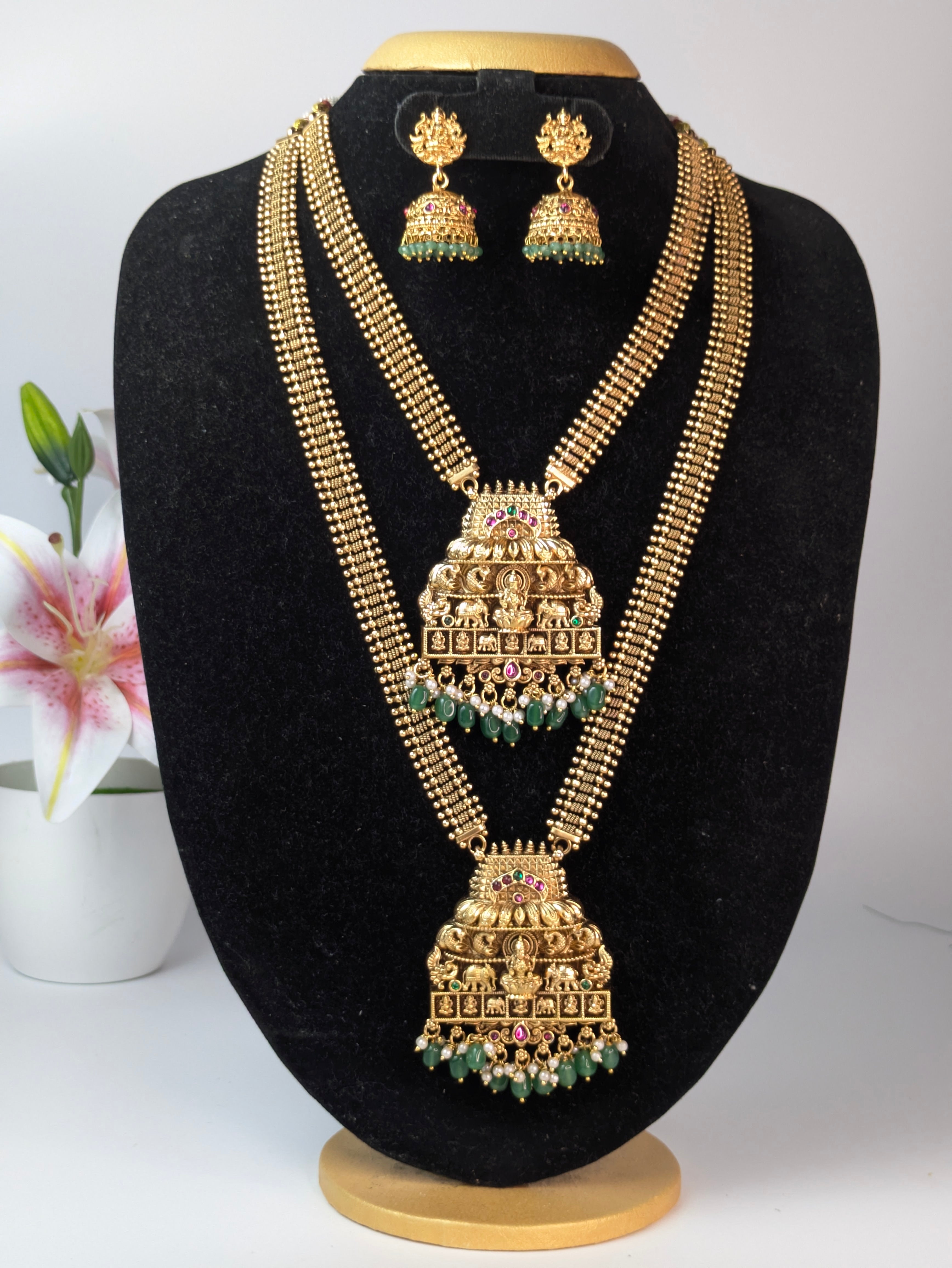 Traditional Indian temple bridal set