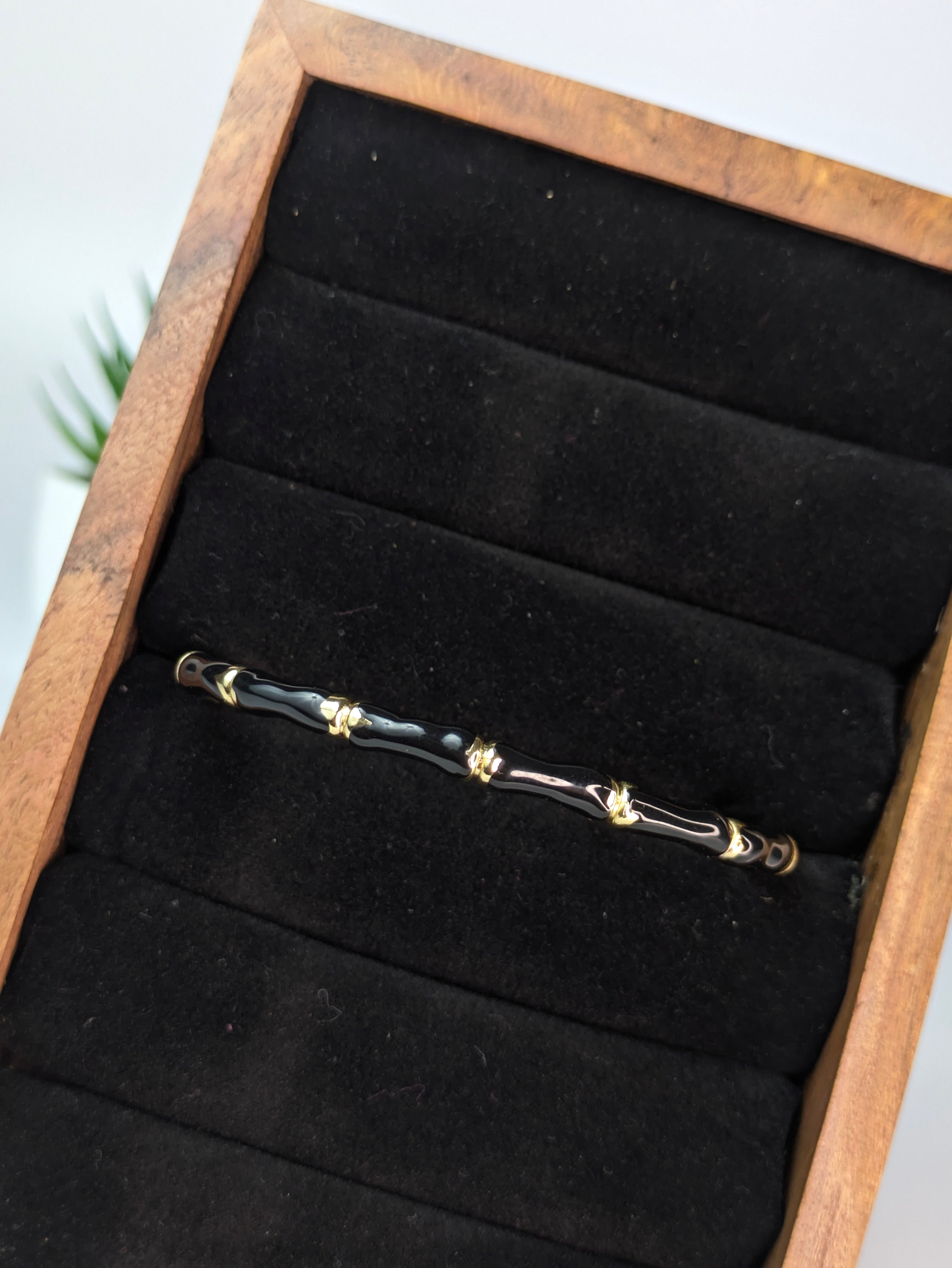 Openable slim cuff bracelet / Hinged Kada