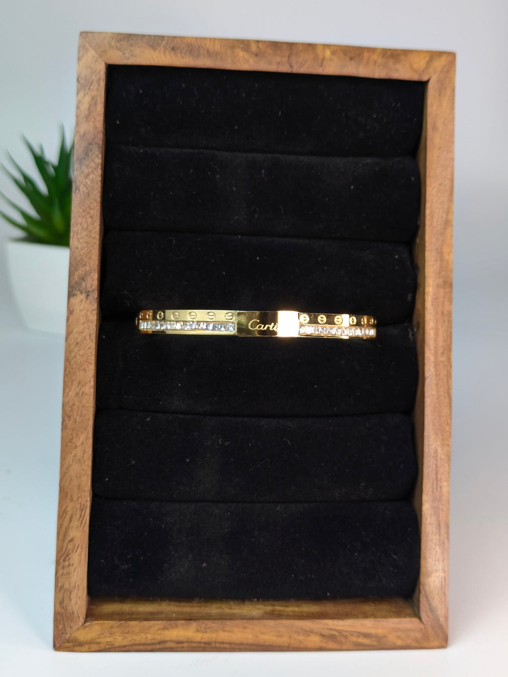 Luxury-inspired bangle