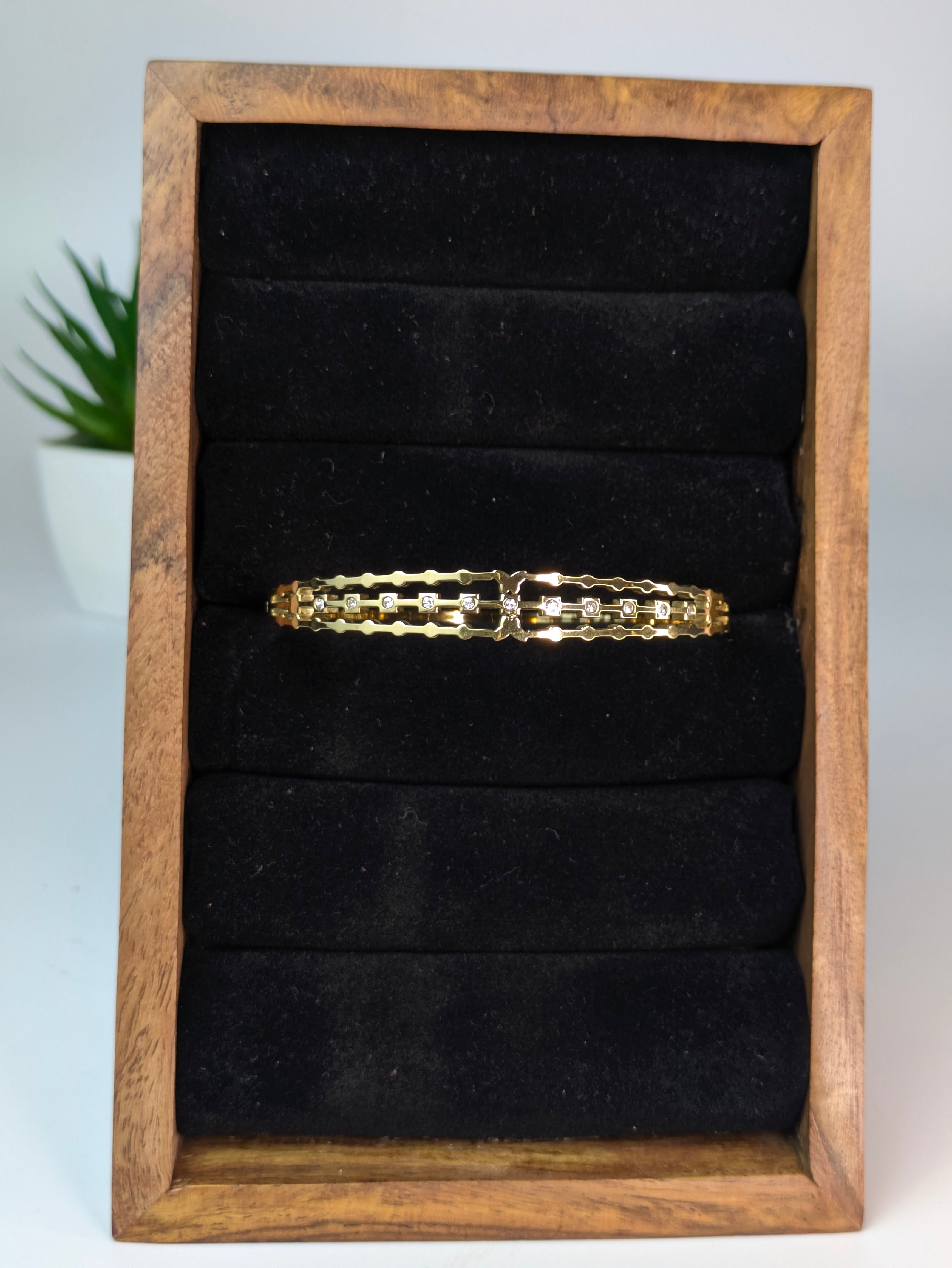 Triple-Band Layout Bangle