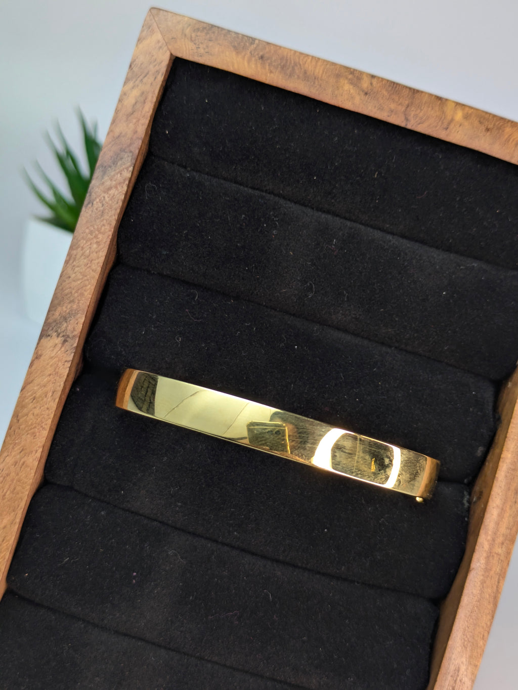 Plain Simple Bangle