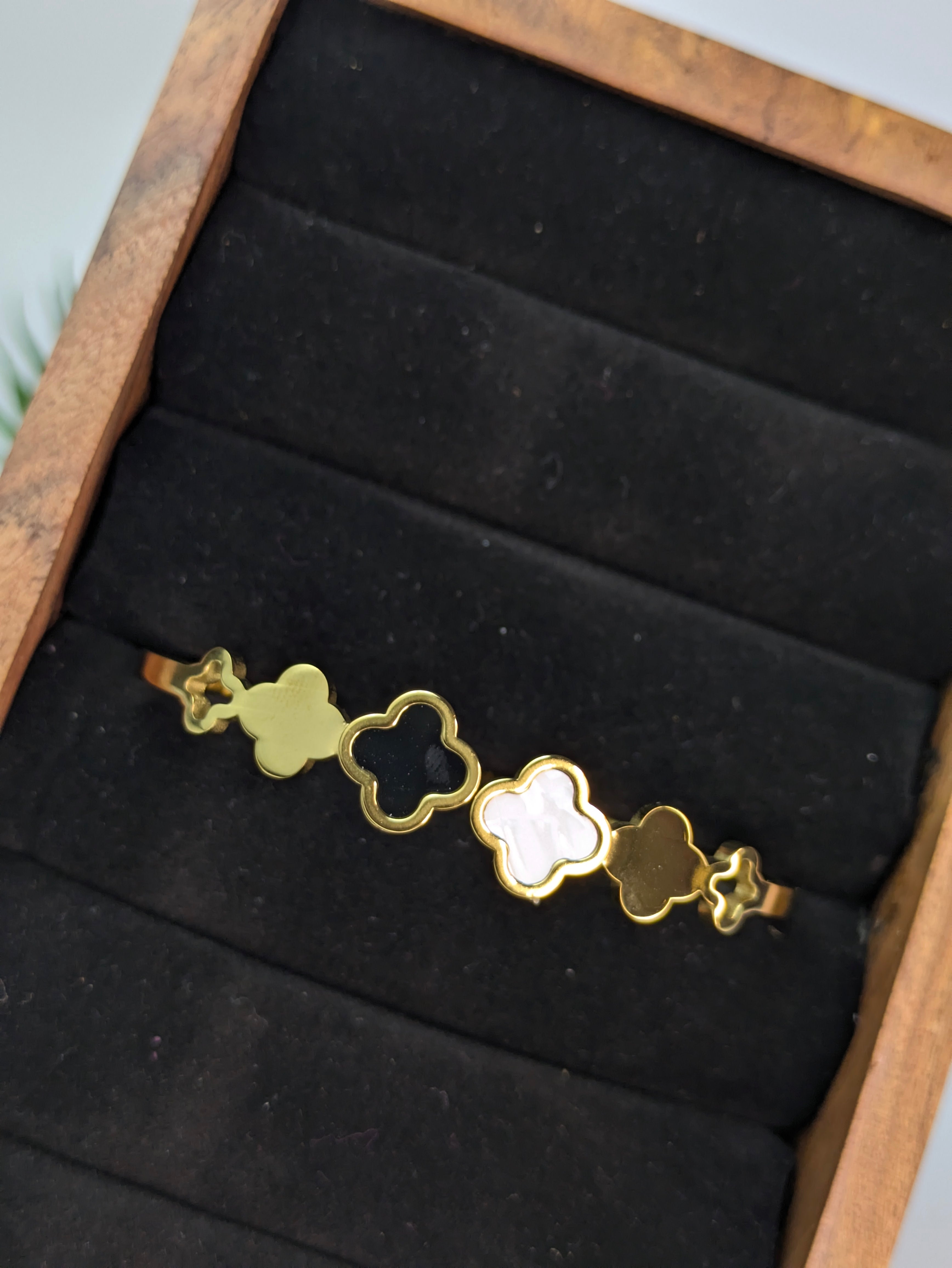 Stars Bangle