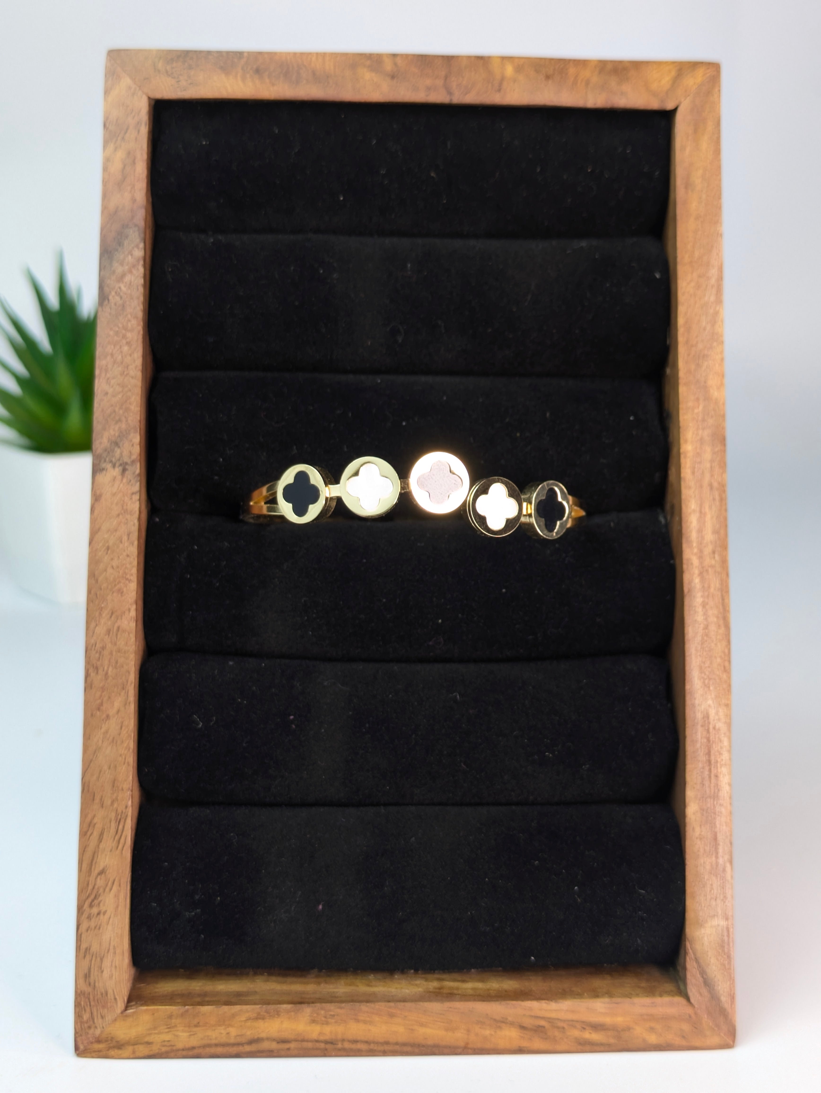 Black and White Flower Bangle-Thin Wrist Size