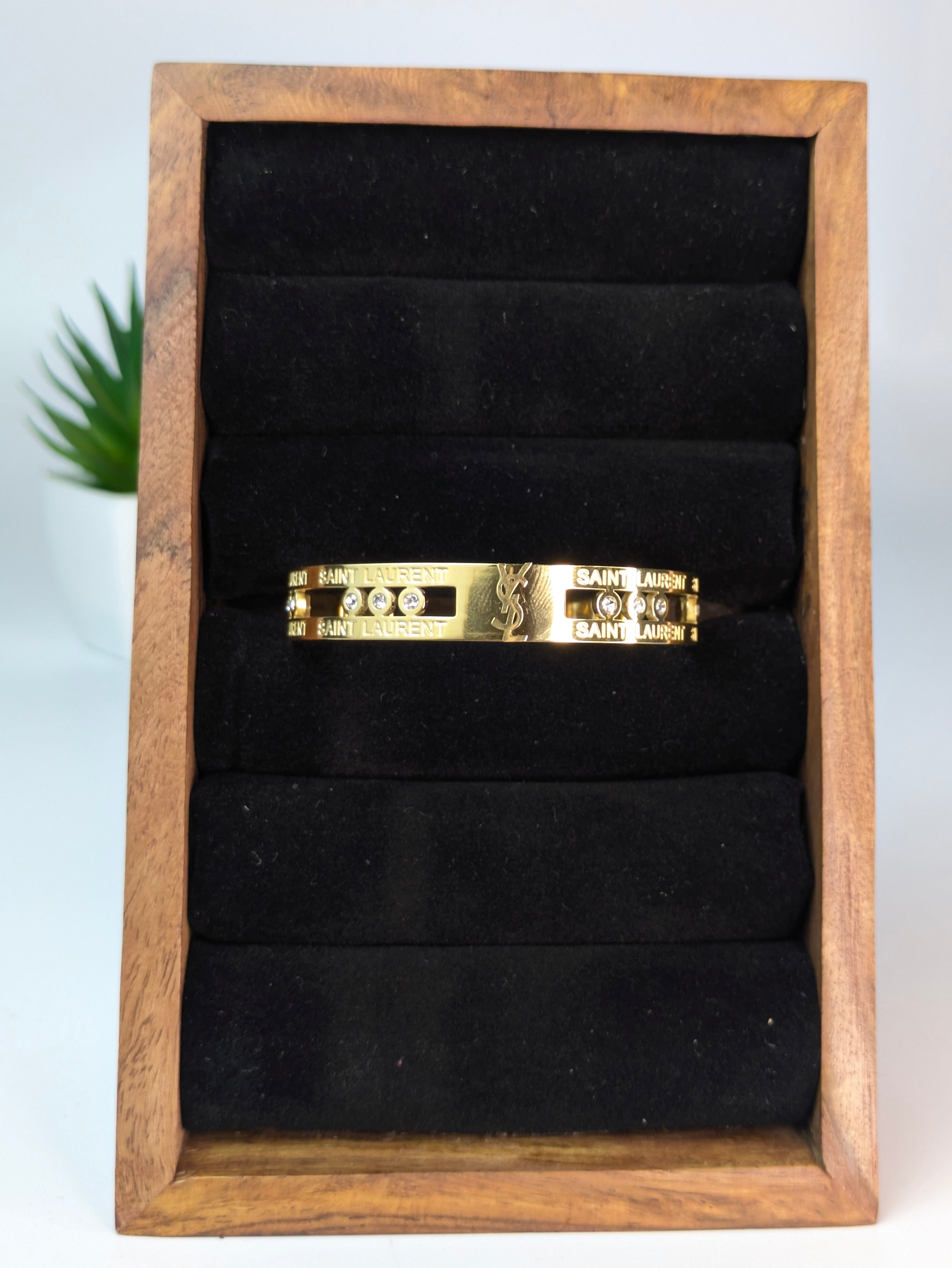 Doller Open Bangle