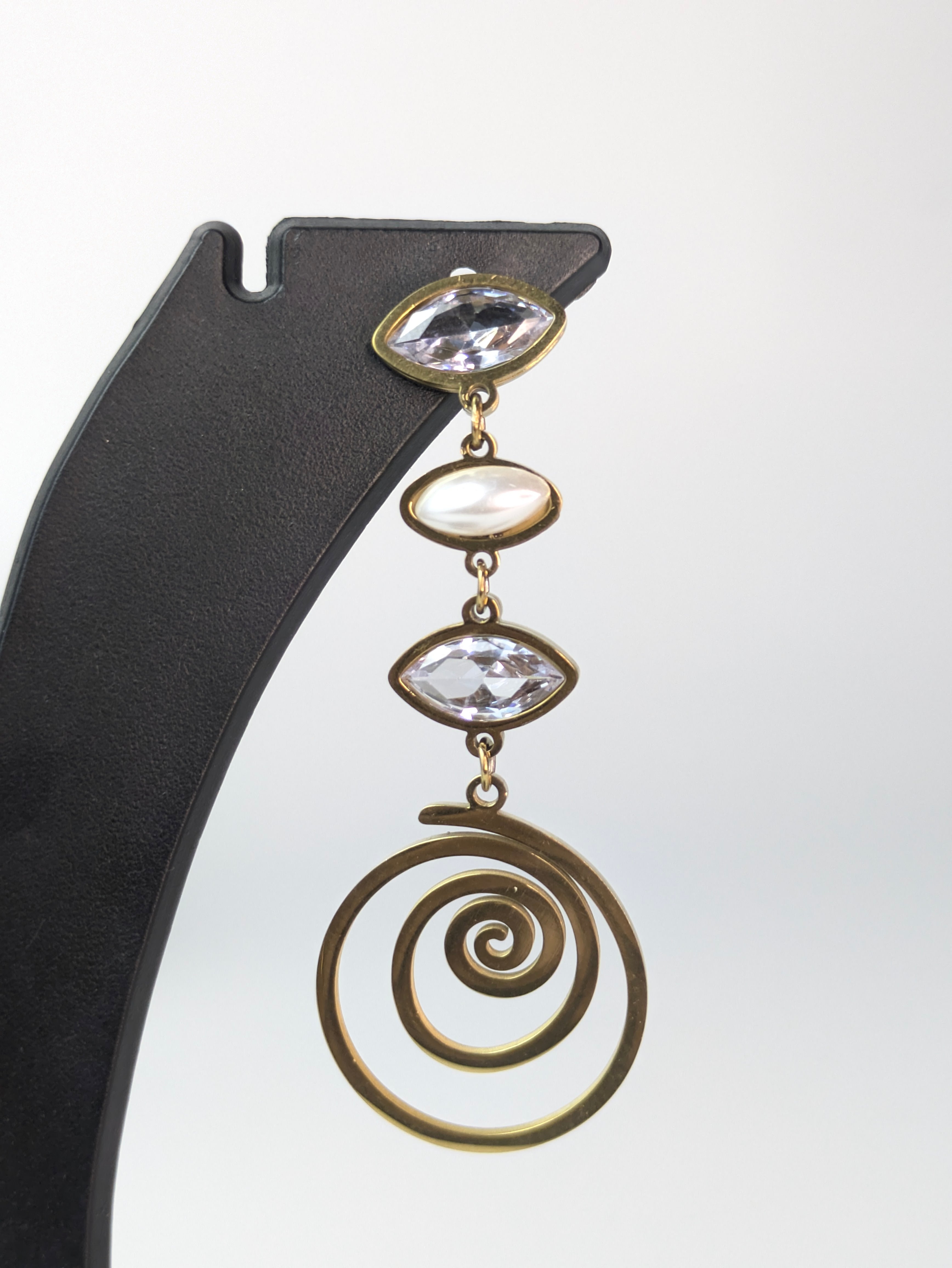 Classic Eye Stone Earring