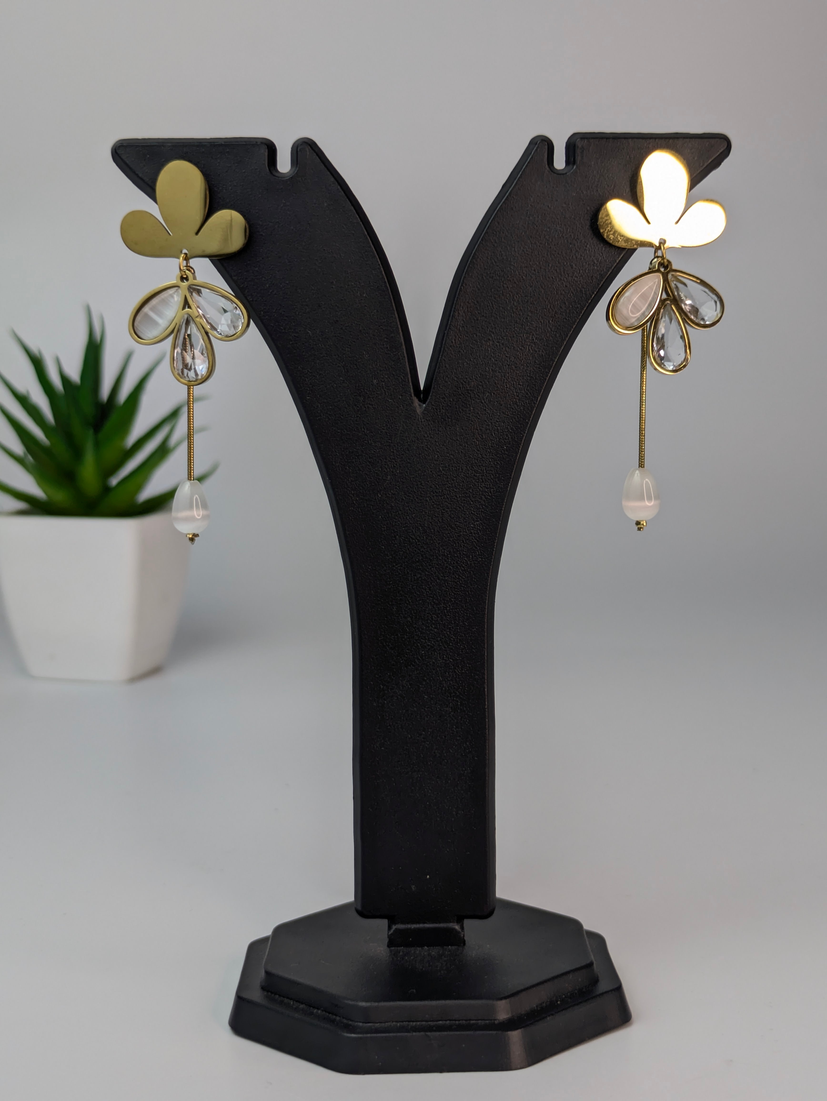 Tear drop earring