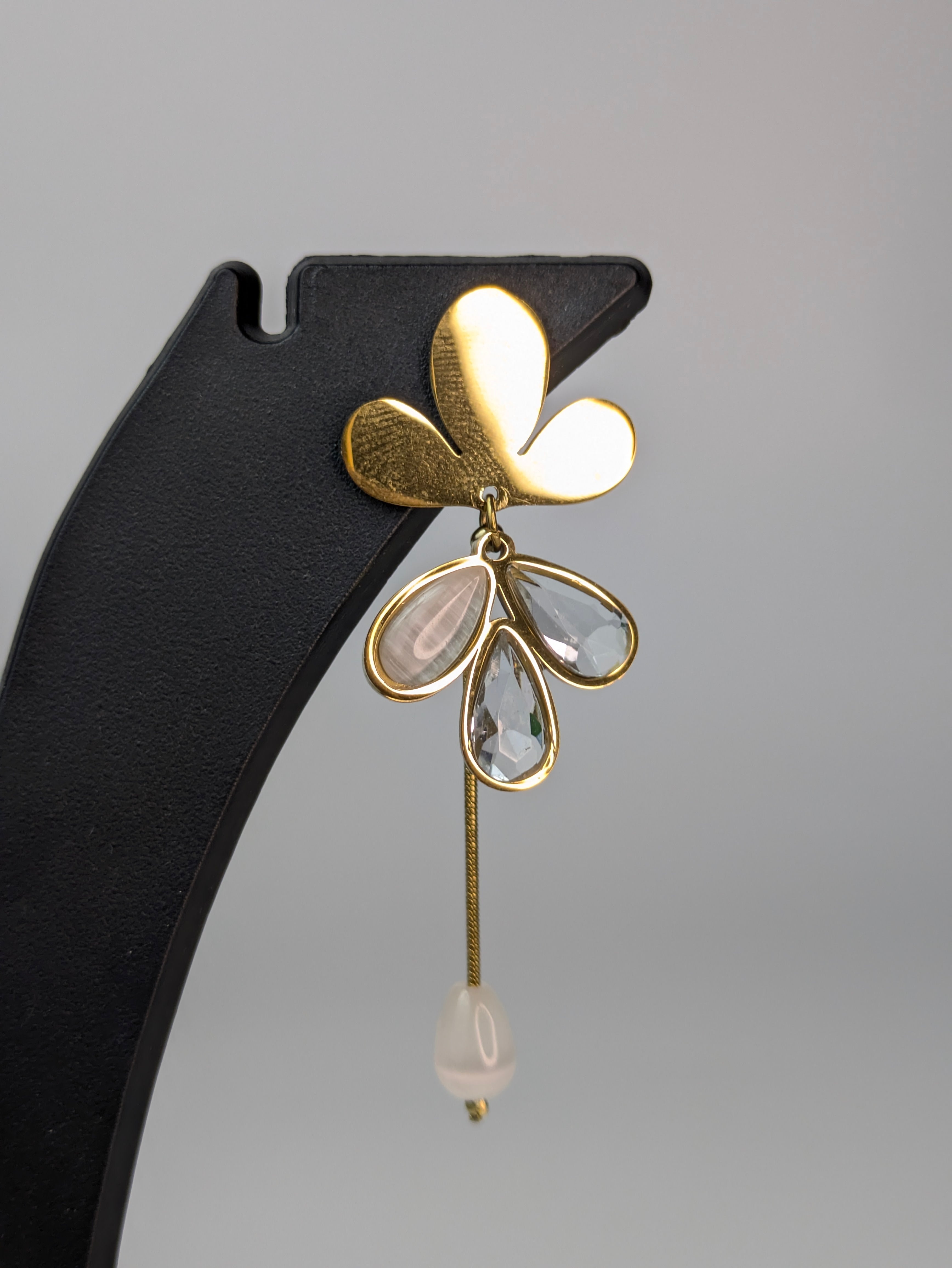 Tear drop earring