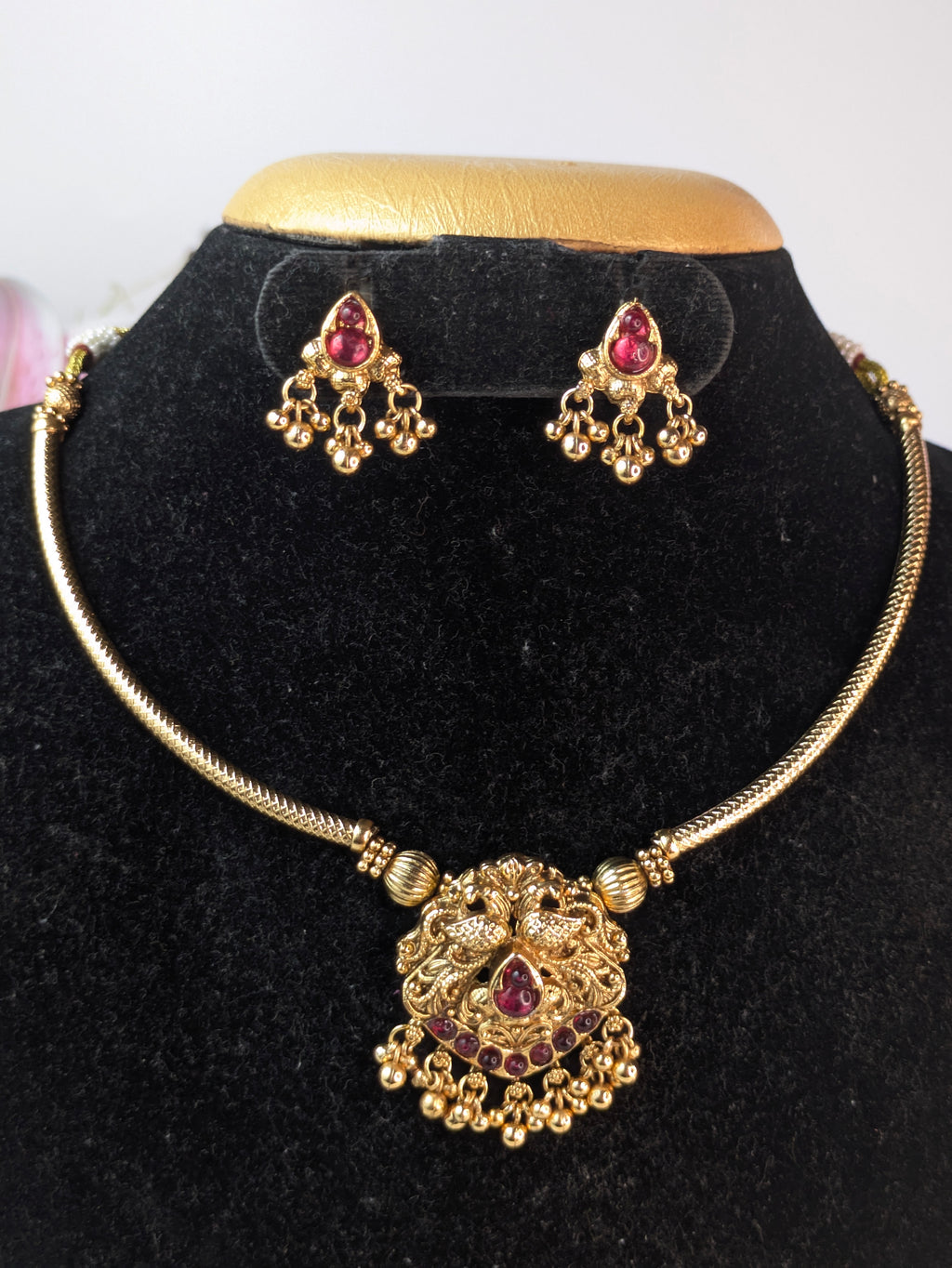 Traditional Peacock Hasli-Red