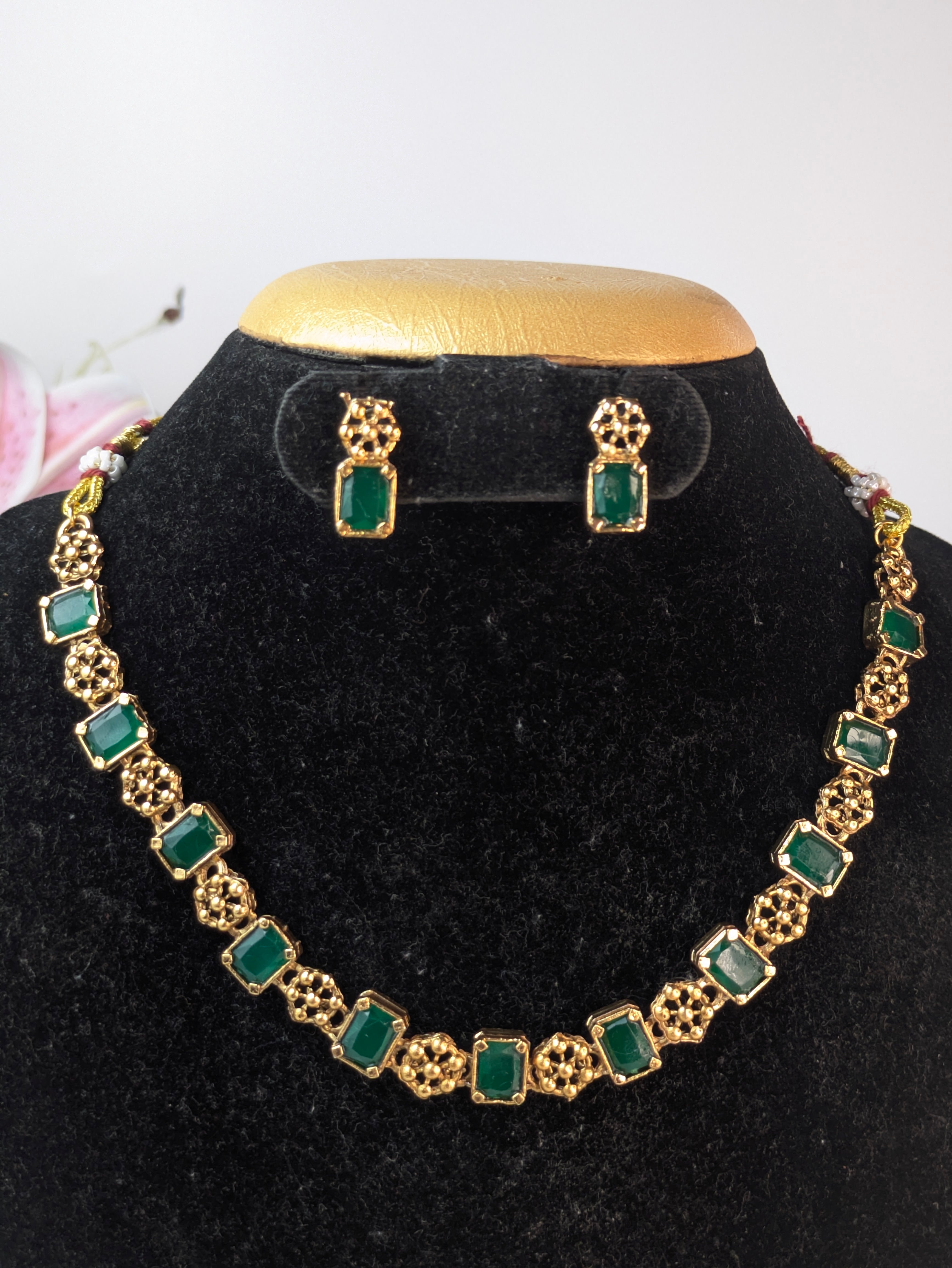 Sufi-style Stone Necklace Set-Green