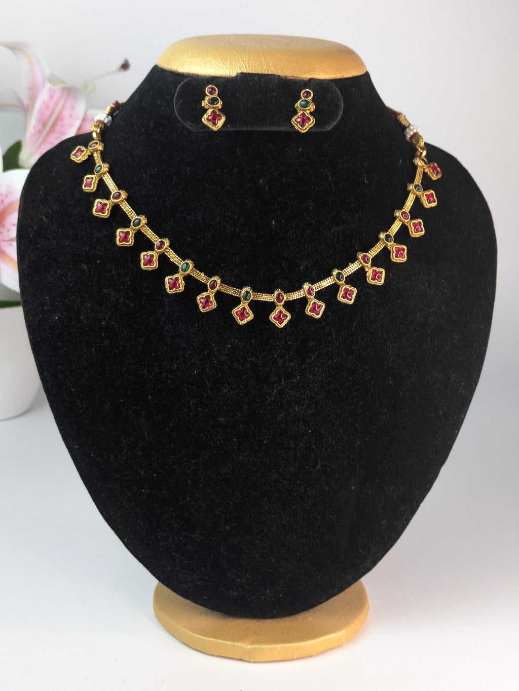 Kemp Stone-Studded Floral Necklace Set