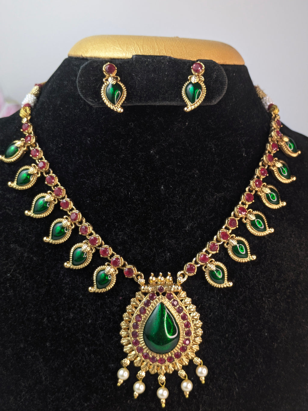 Traditional Kerala Palakka Mango Necklace Set,