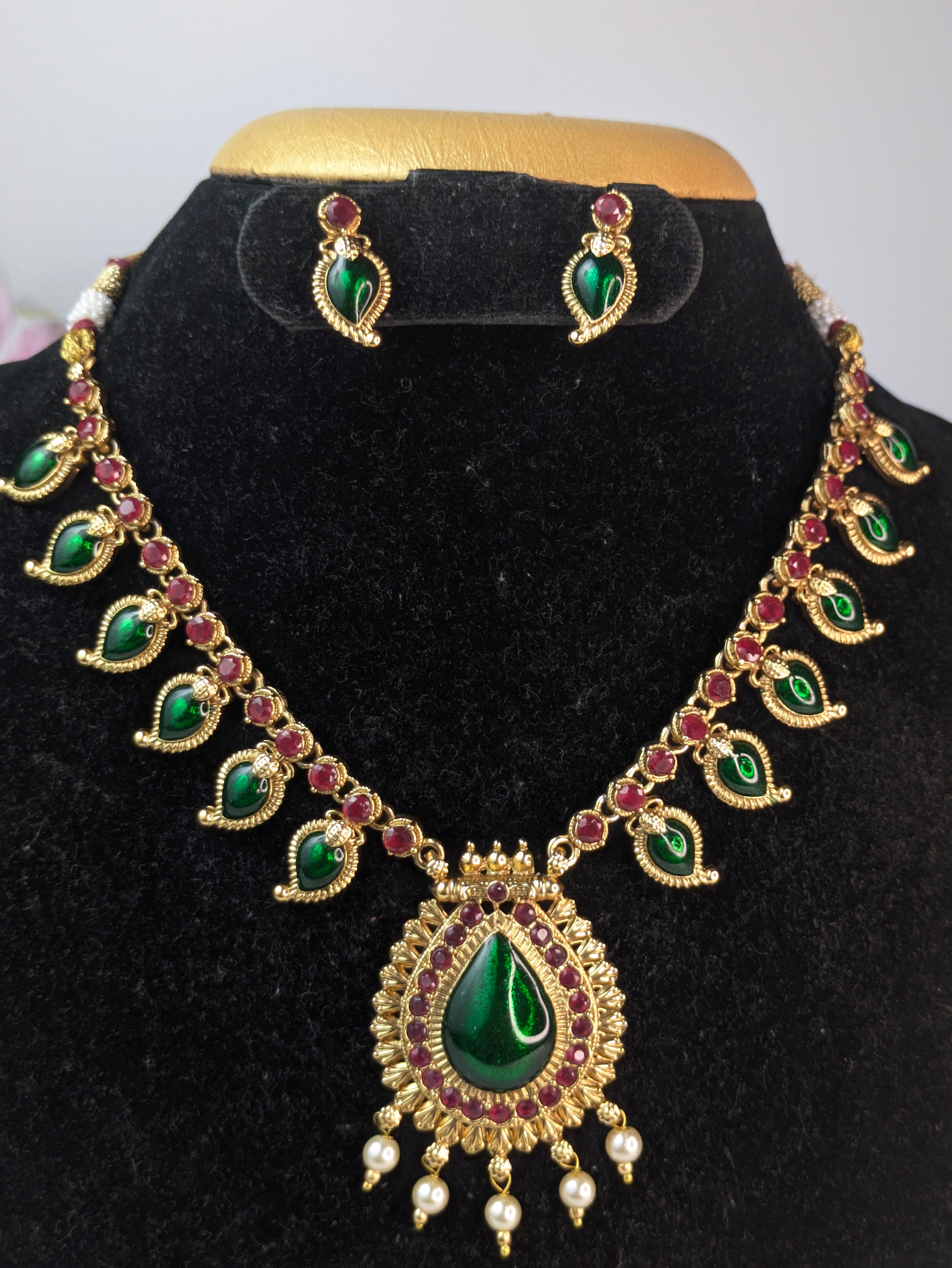 Traditional Kerala Palakka Mango Necklace Set,