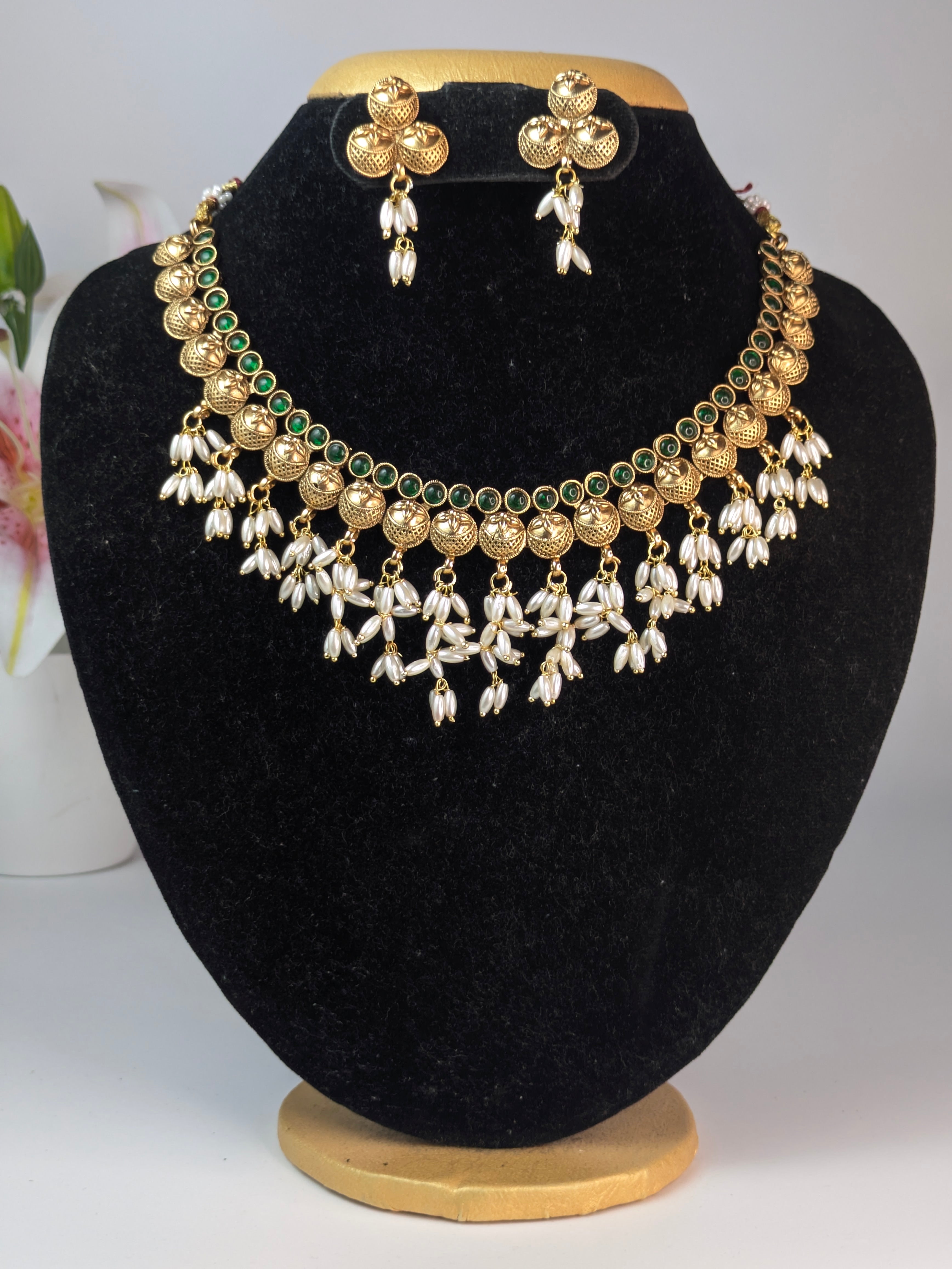 Rice pearls kemp stone necklace