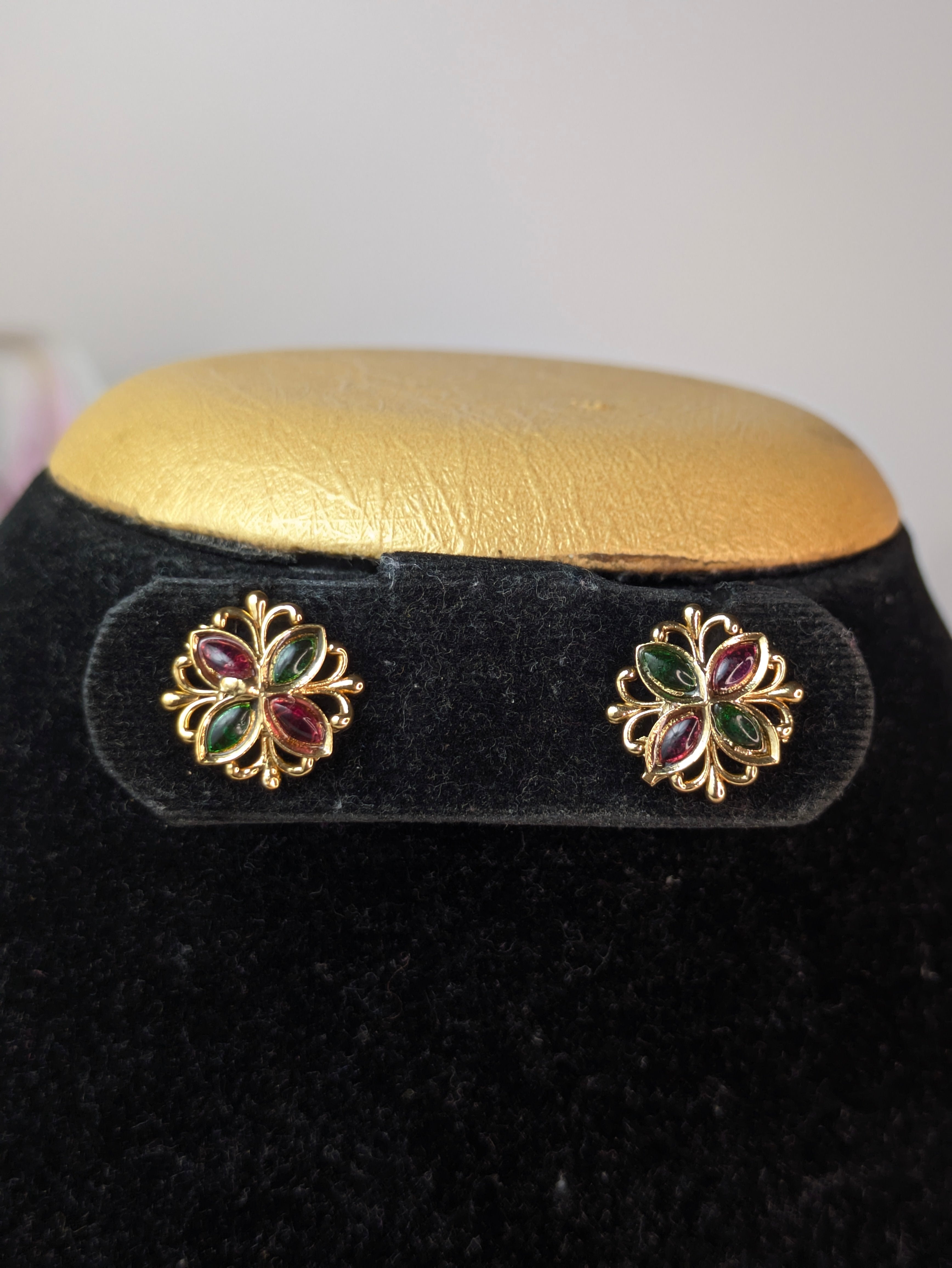 Gold Tone Floral Choker Necklace with Red Green Stones