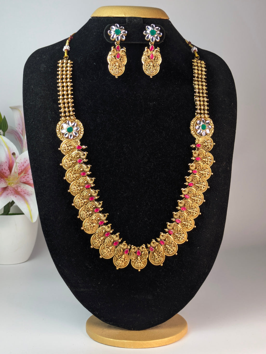 Coin Lakshmi Haram