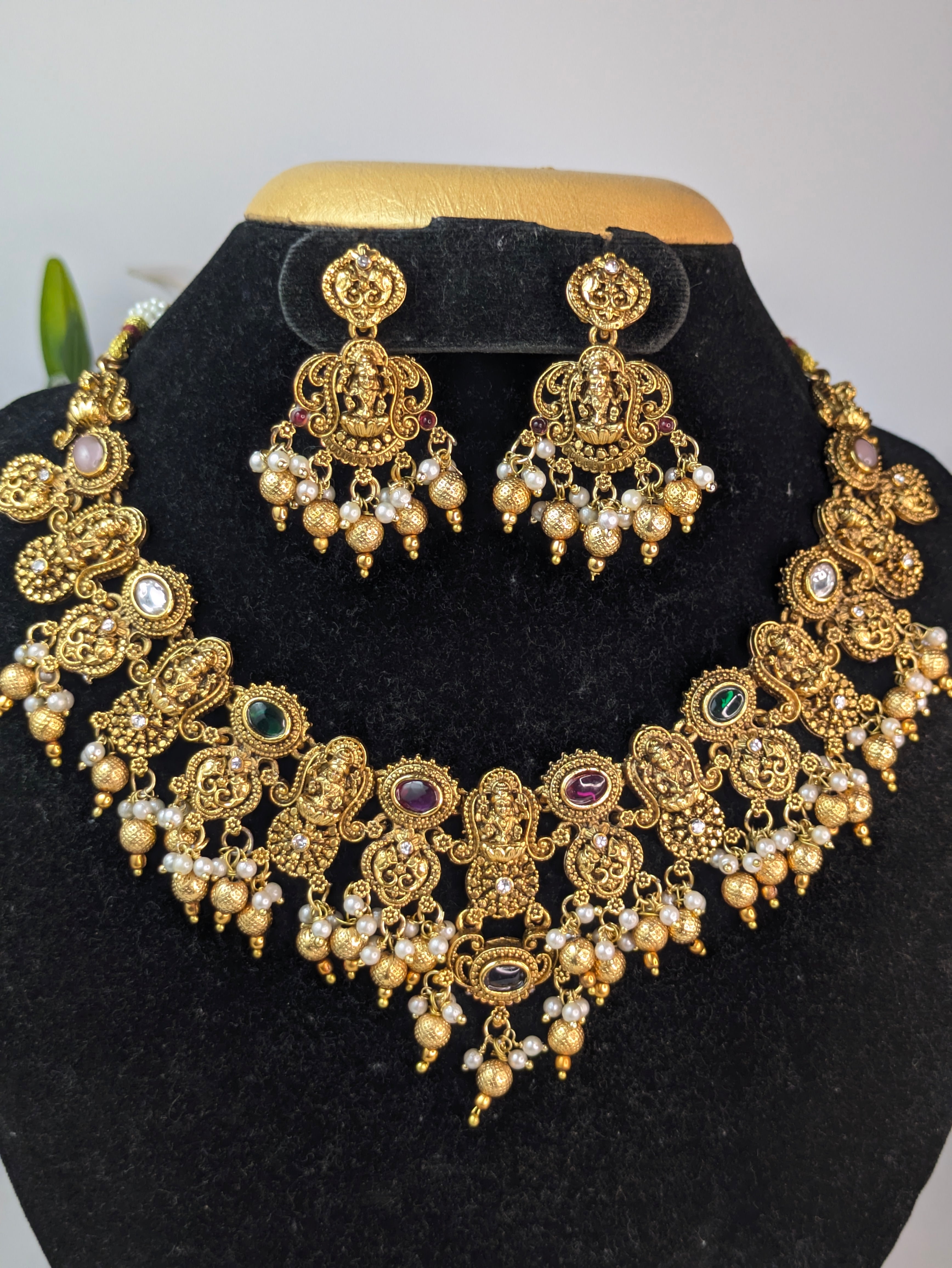 Lakshmi Kemp Necklace