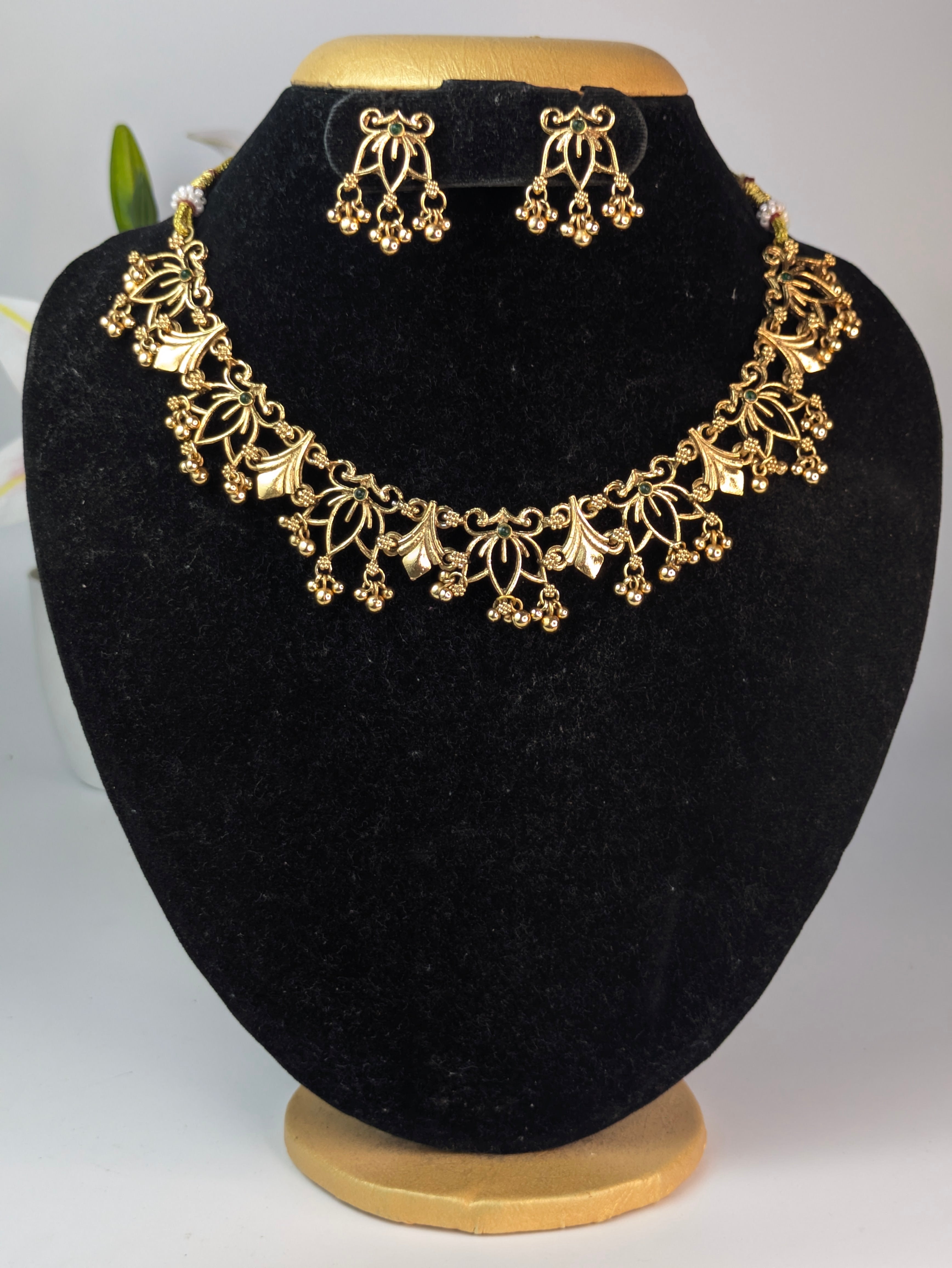 Invisible Lotus Necklace