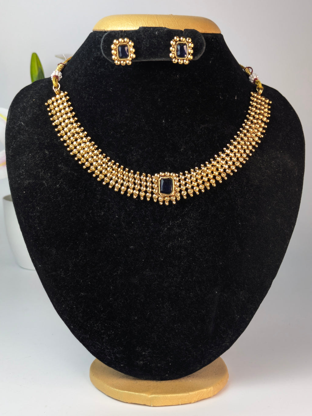 Gold Traditional Ball Chain Necklace Set-Green