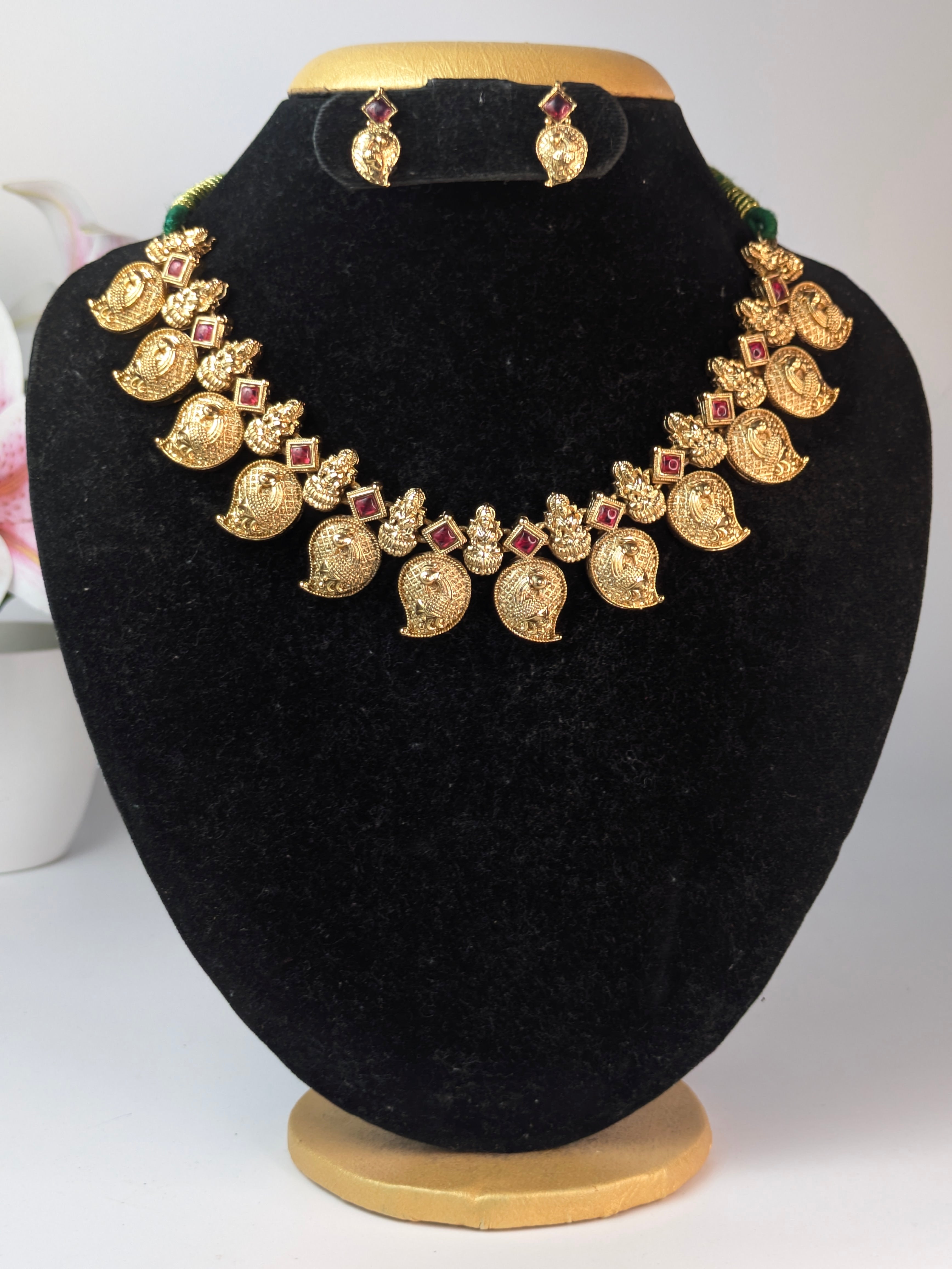 Traditional Mango Necklace