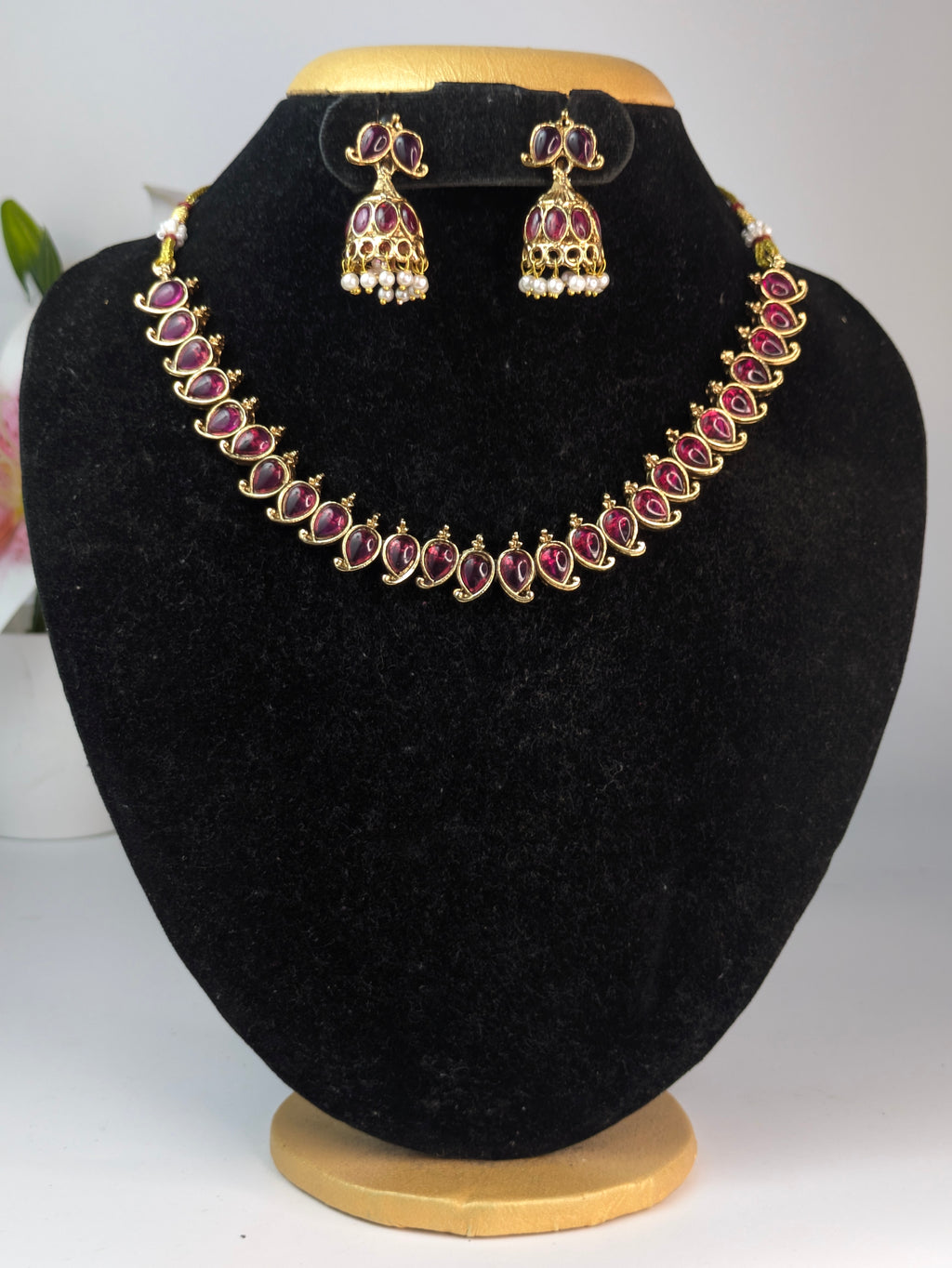 Red Mongo Necklace