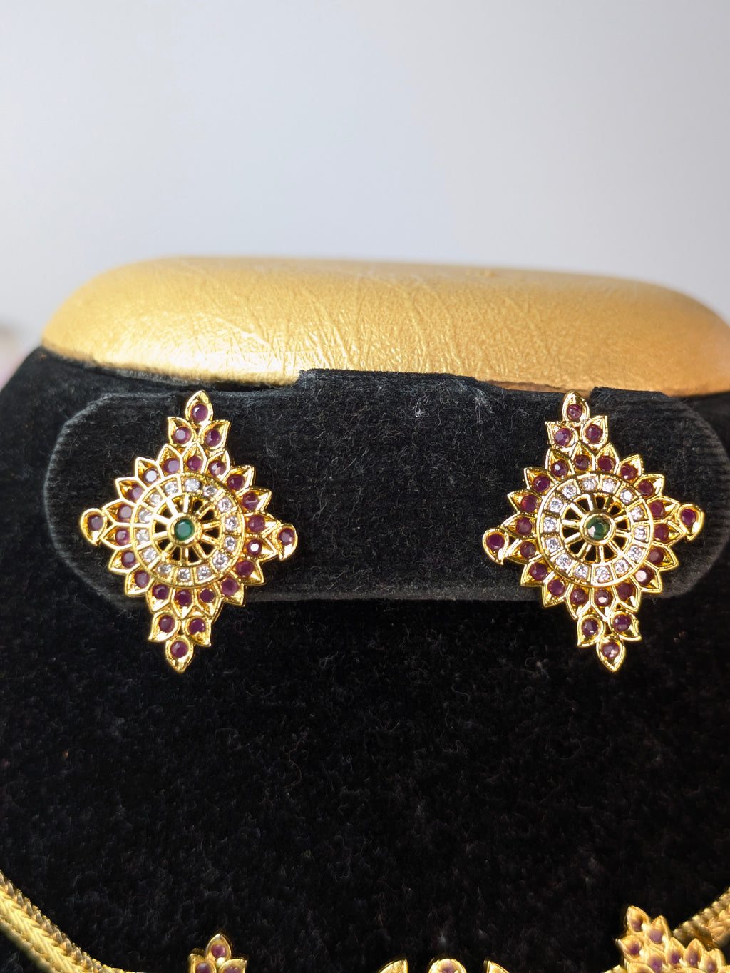 Tirupati Namam Design Choker