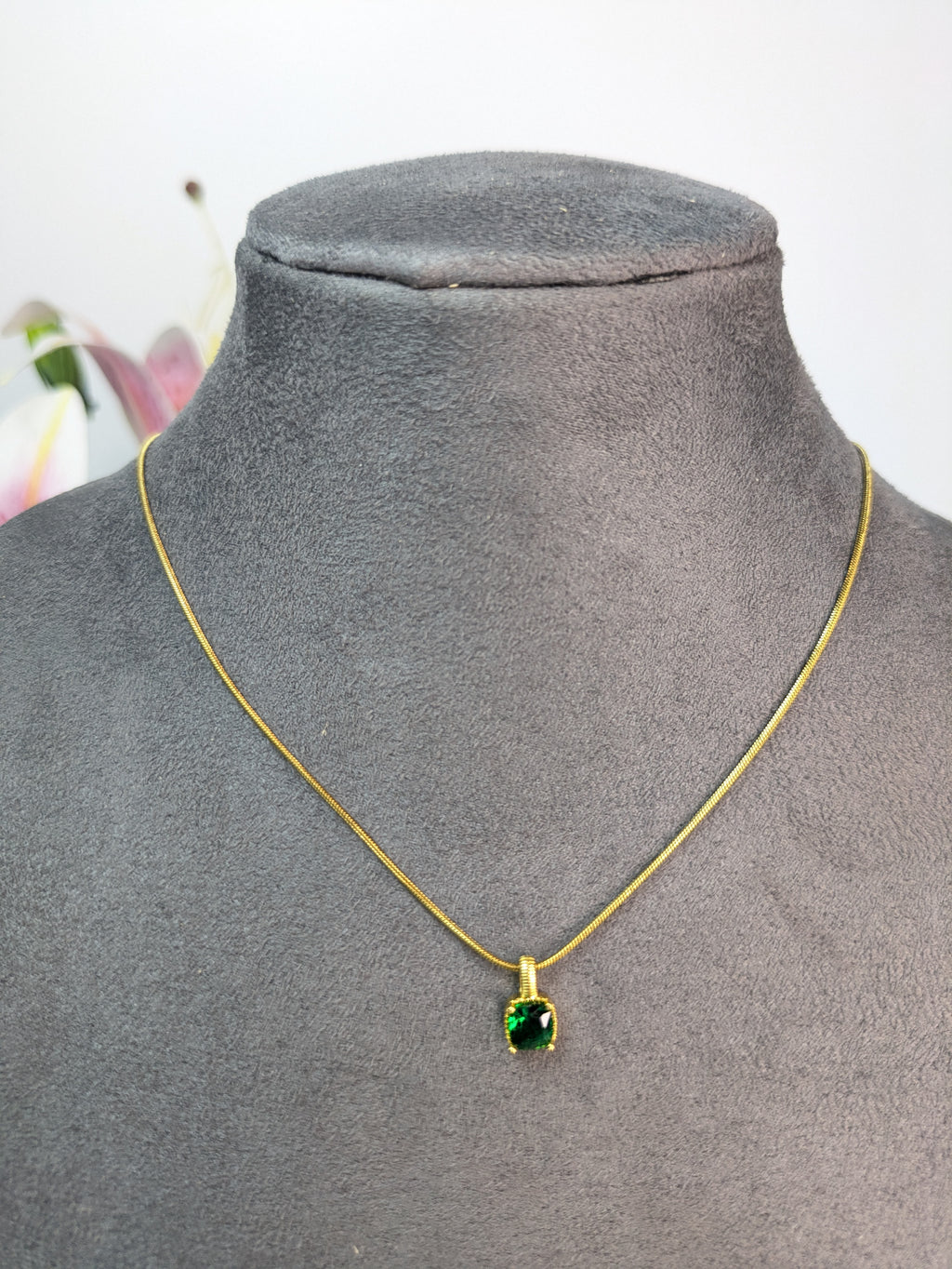 Emerald Stone Anti Tarnish Chain