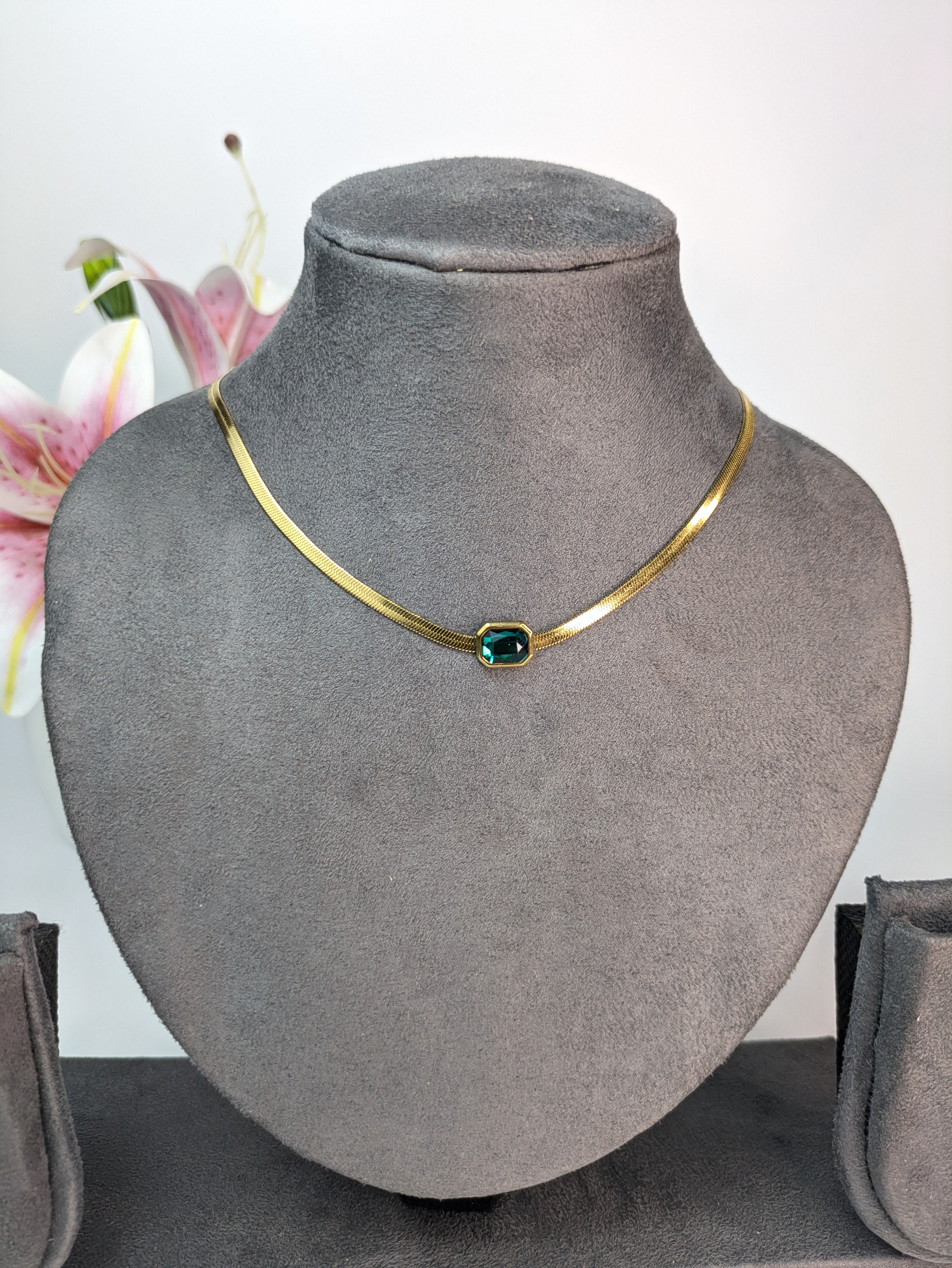 Emerald stone Anti Tarnish Chain