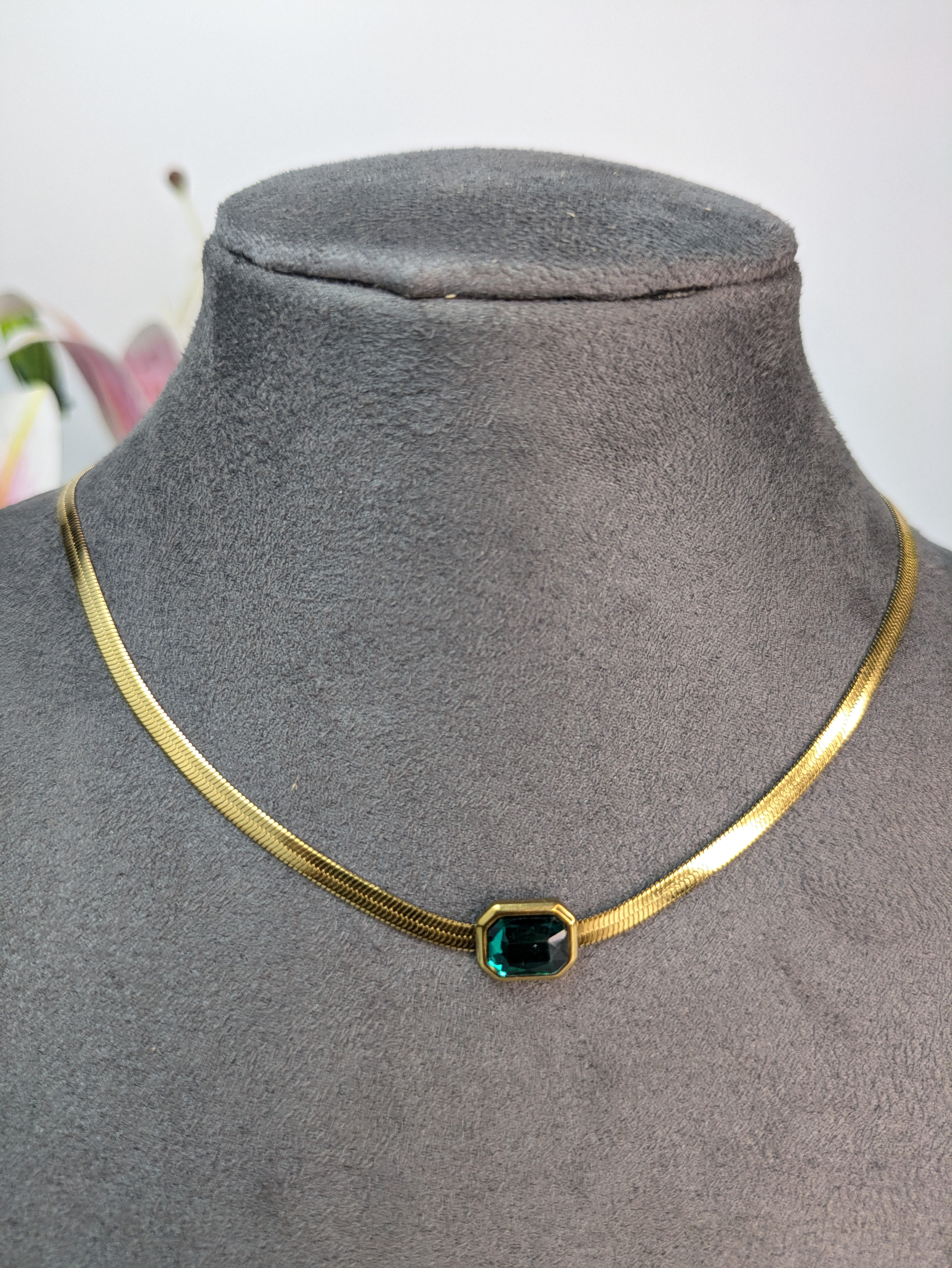 Emerald stone Anti Tarnish Chain